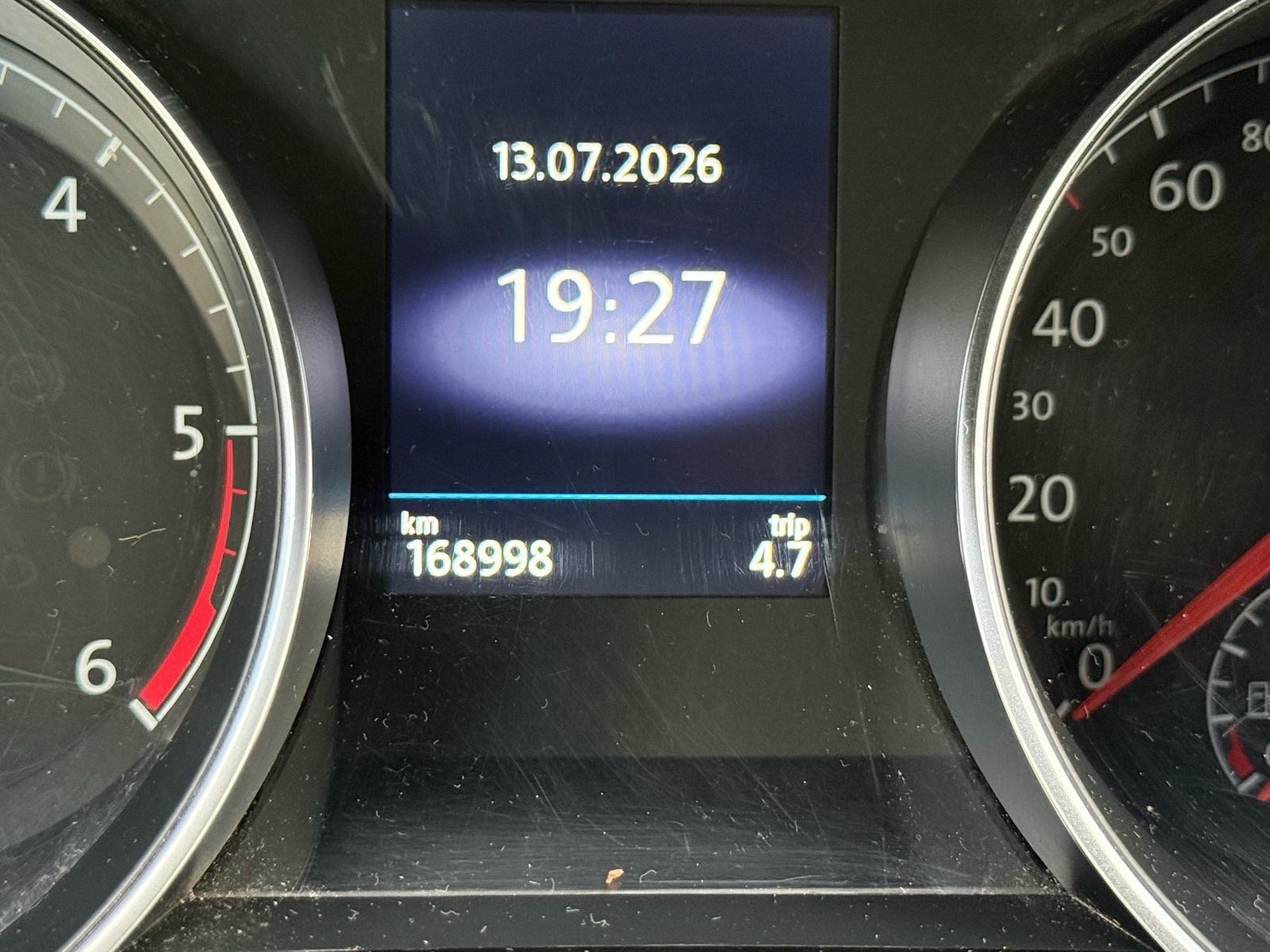 VW Touran 2.0 TDI automatik, U SUSTAVU PDV-a, fotografija 9