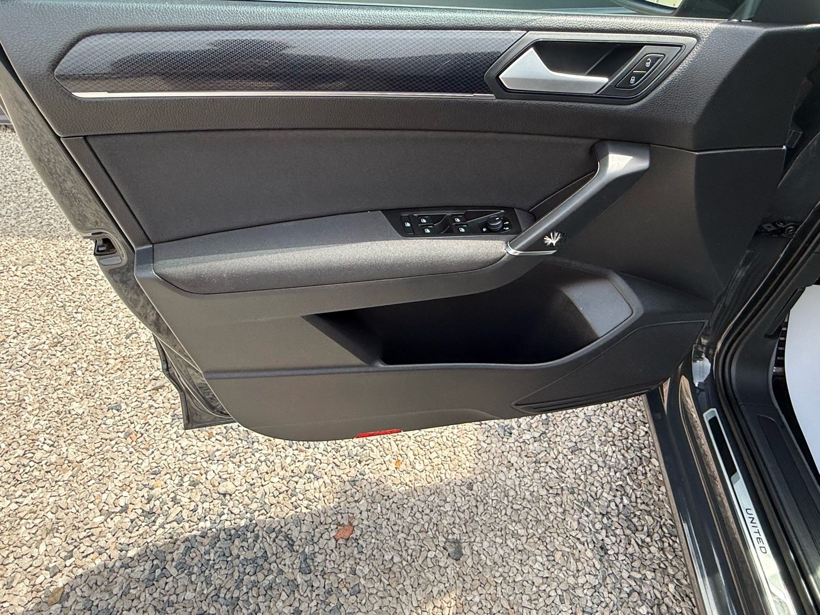 VW Touran 2.0 TDI automatik, U SUSTAVU PDV-a, fotografija 15