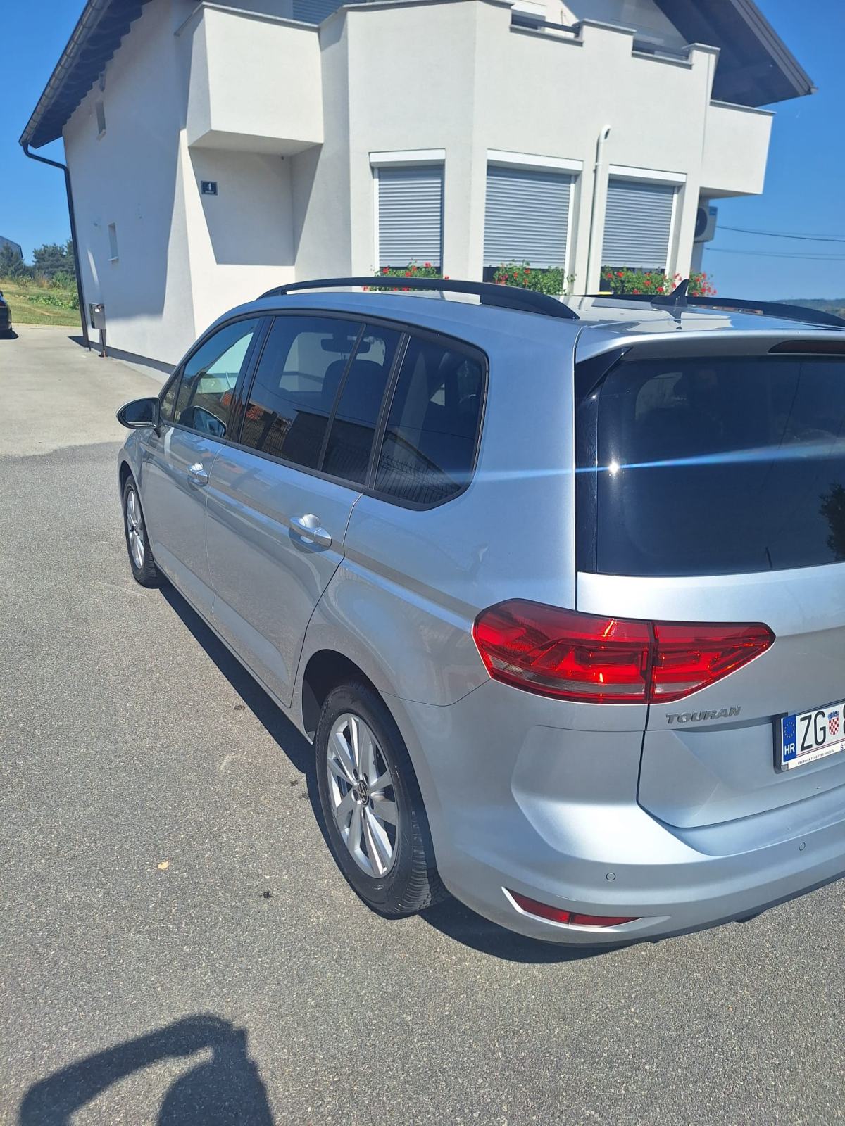 VW Touran 2,0 TDI DSG, HR AUTO!!!, fotografija 6