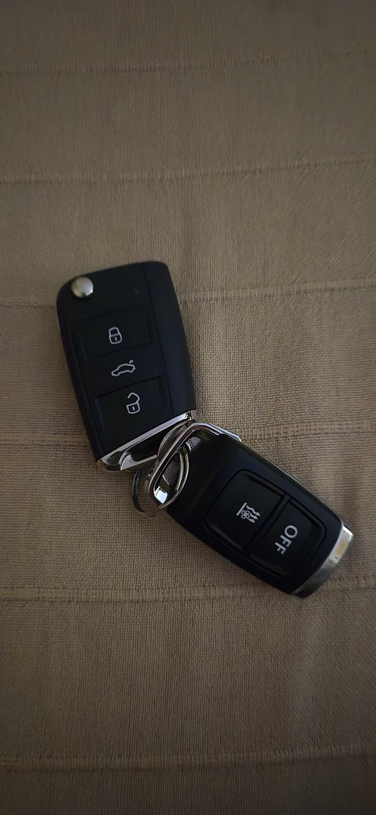 VW Touran 2.0 TDI Automatik, fotografija 12
