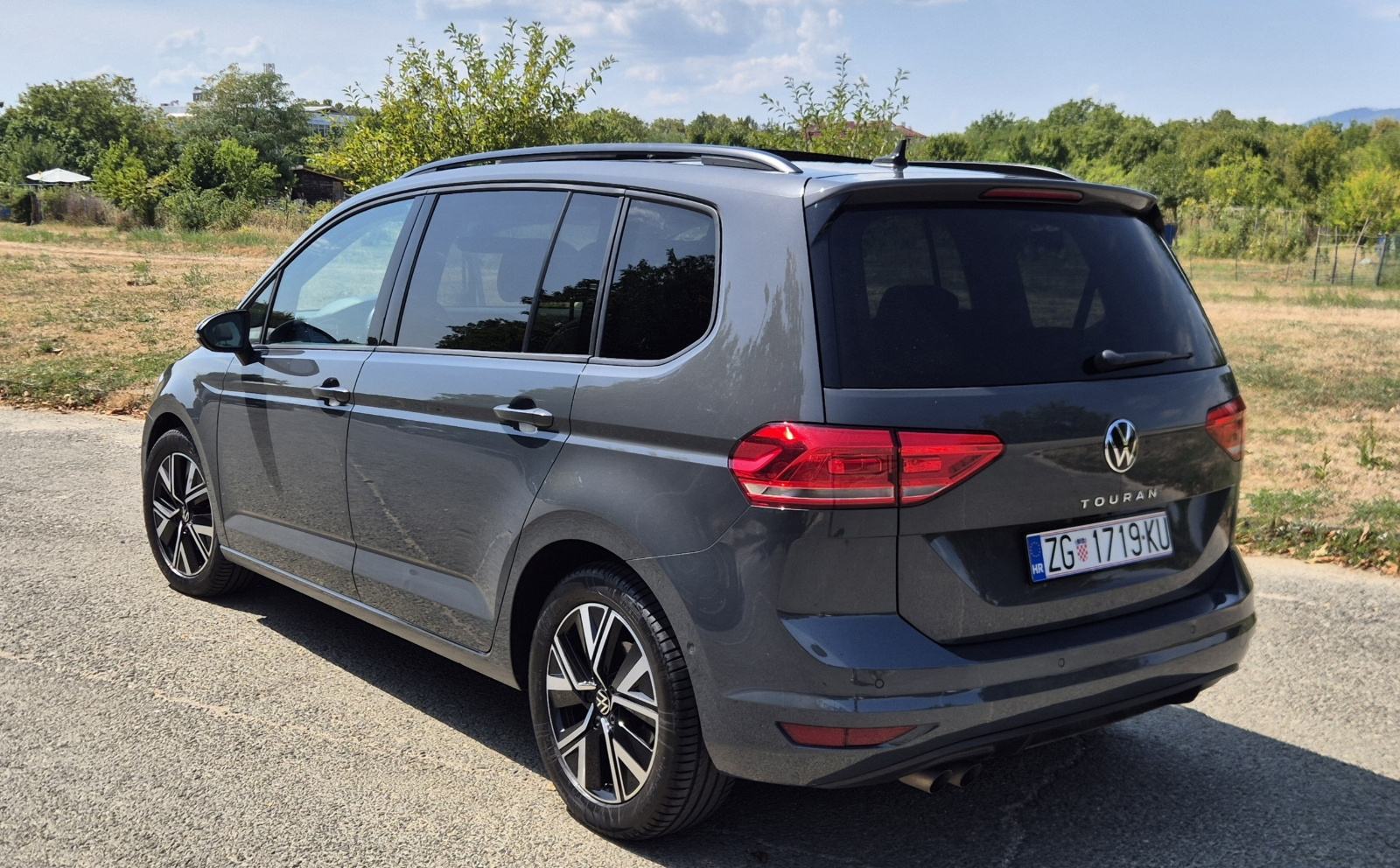 VW Touran 2.0 TDI Automatik, fotografija 4