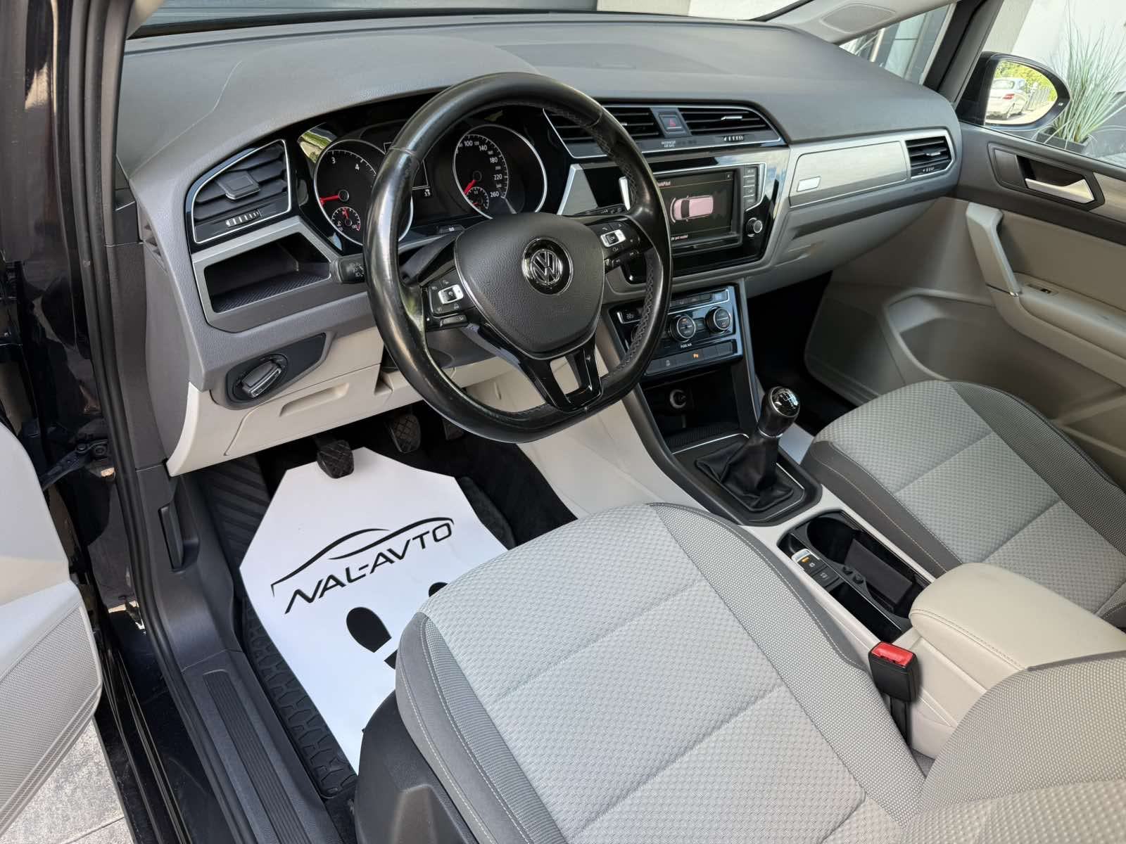 VW Touran 2,0 TDI Comfortline SLO.VOZILO-VELIK SERVIS-ACC-LED-TEMPOMAT, fotografija 8