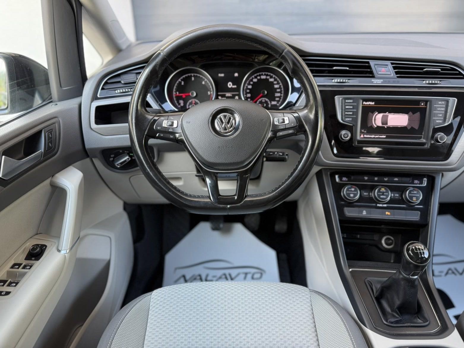 VW Touran 2,0 TDI Comfortline SLO.VOZILO-VELIK SERVIS-ACC-LED-TEMPOMAT, fotografija 14
