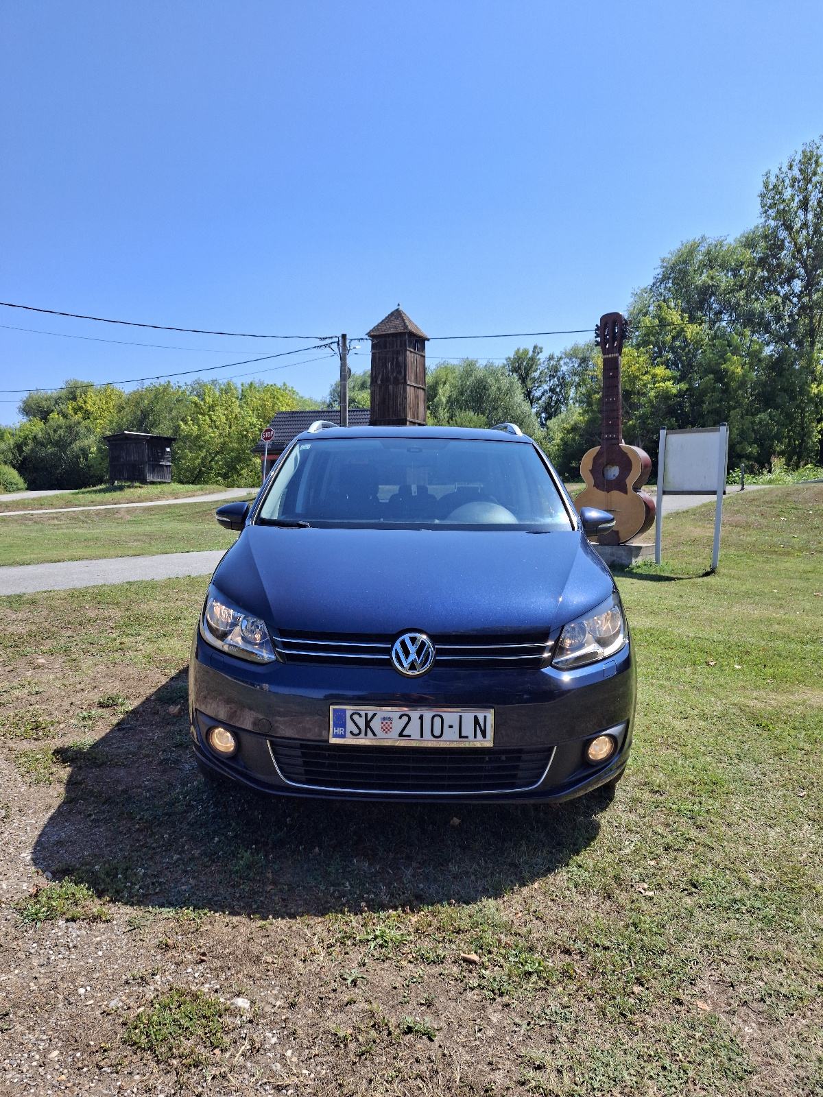 VW Touran 2,0 TDI CUP 103 kw -reg.05./27., kuka za vuču, navi. VLASNIK, fotografija 4