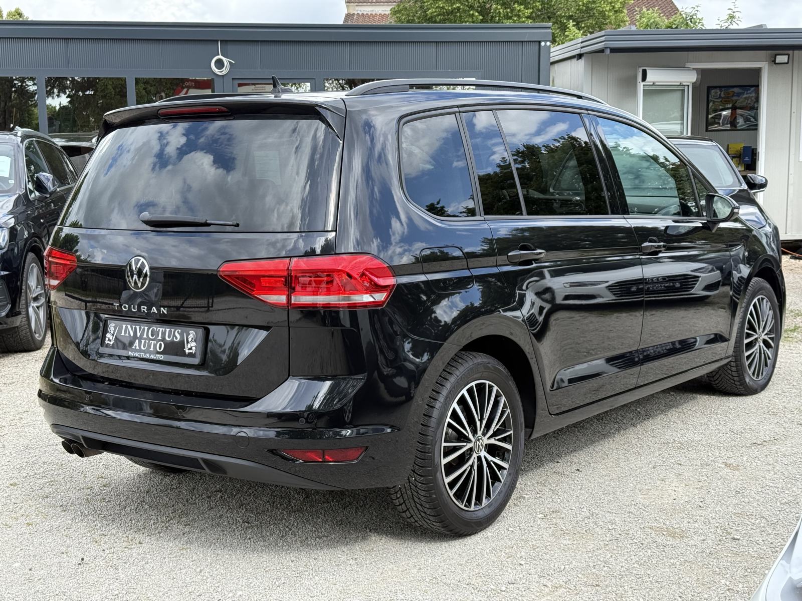 VW TOURAN 2.0 TDI DSG 2022. GOD - BMT - 150 KS - LEASING BEZ UČEŠĆA!!, fotografija 4