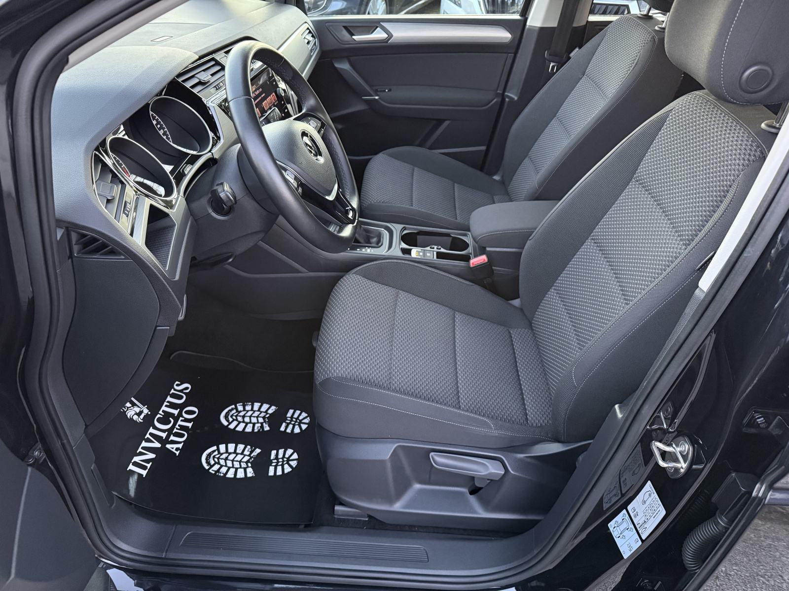 VW TOURAN 2.0 TDI DSG 2022. GOD - BMT - 150 KS - LEASING BEZ UČEŠĆA!!, fotografija 9