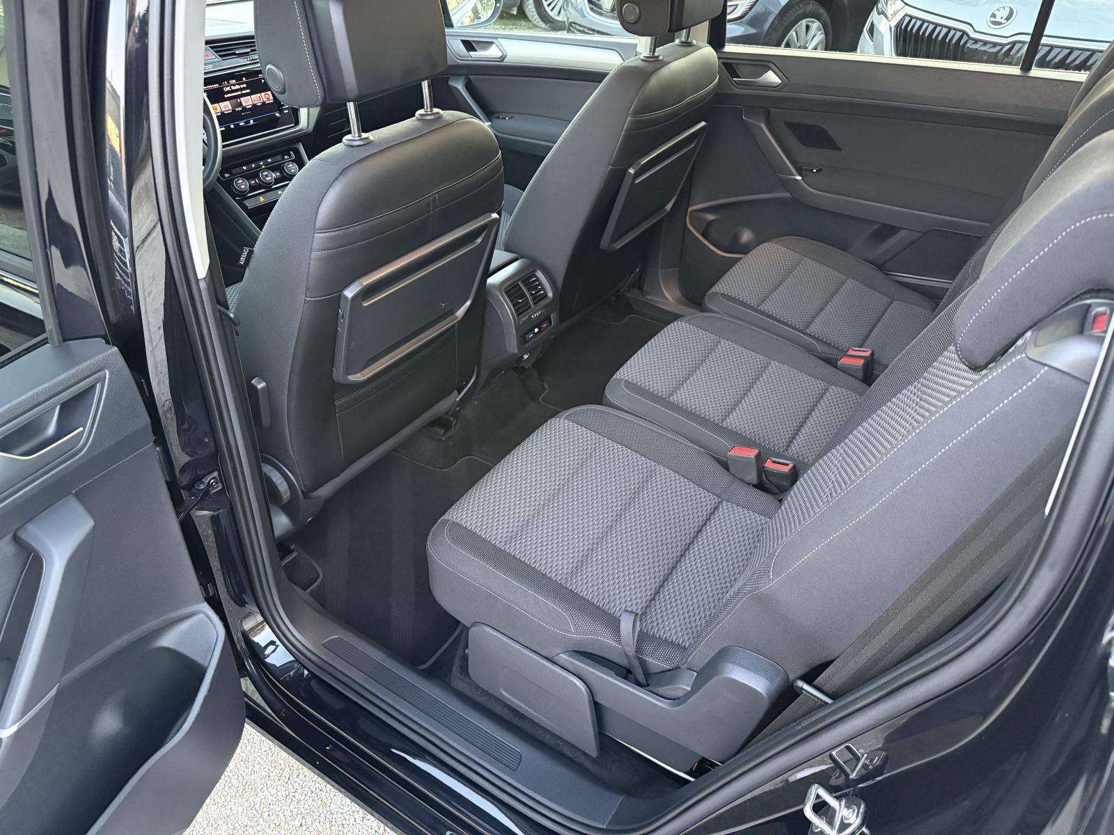 VW TOURAN 2.0 TDI DSG 2022. GOD - BMT - 150 KS - LEASING BEZ UČEŠĆA!!, fotografija 14