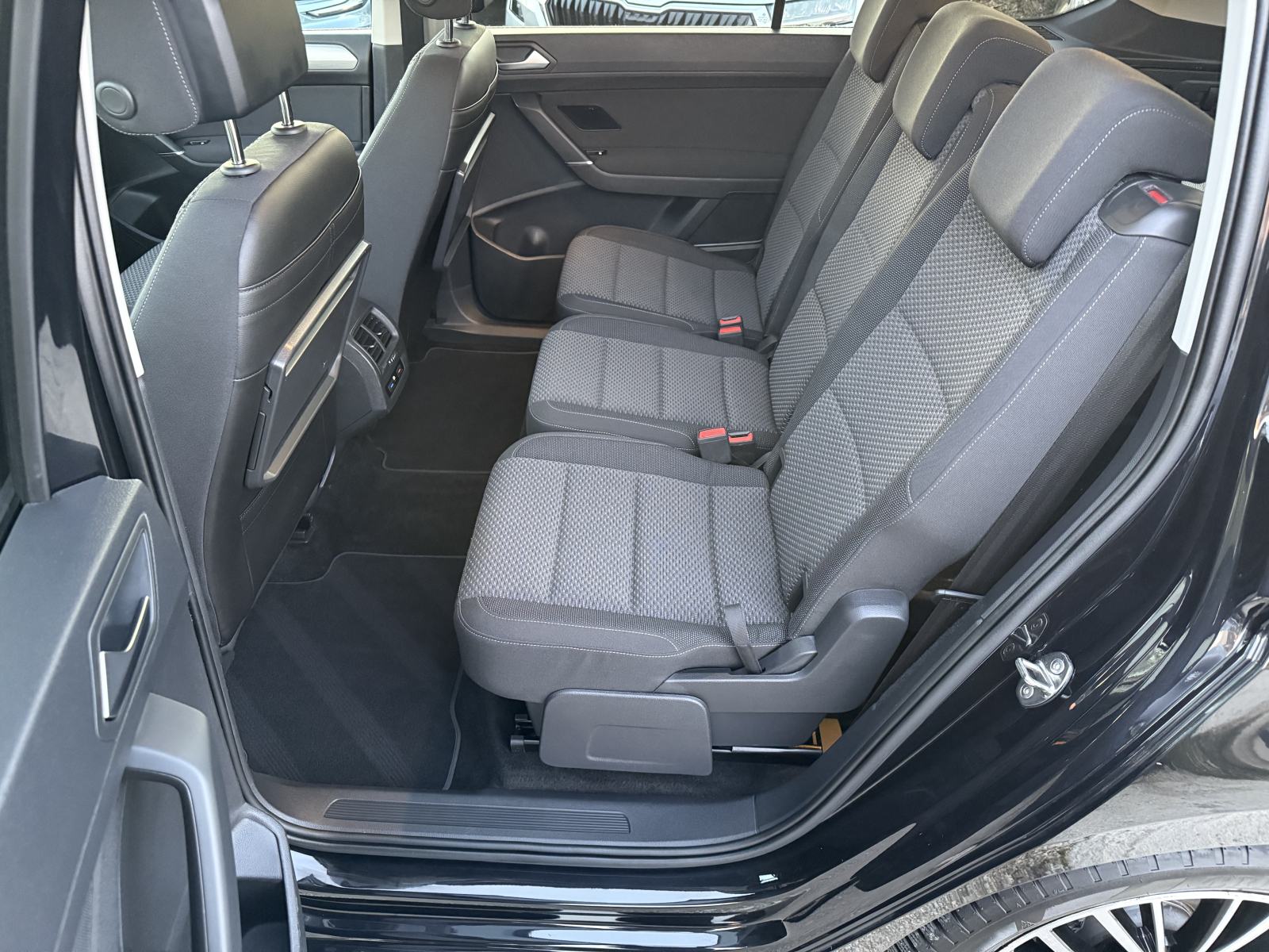 VW TOURAN 2.0 TDI DSG 2022. GOD - BMT - 150 KS - LEASING BEZ UČEŠĆA!!, fotografija 15