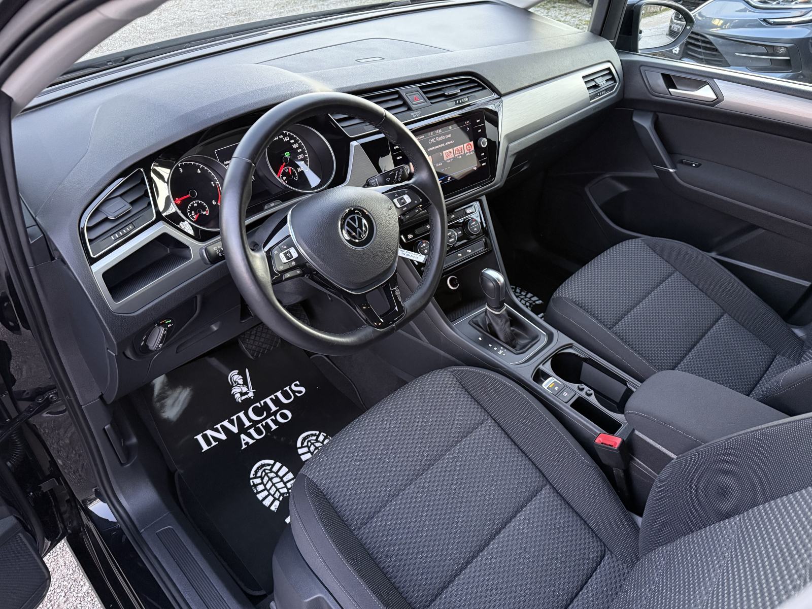 VW TOURAN 2.0 TDI DSG 2022. GOD - BMT - 150 KS - LEASING BEZ UČEŠĆA!!, fotografija 8