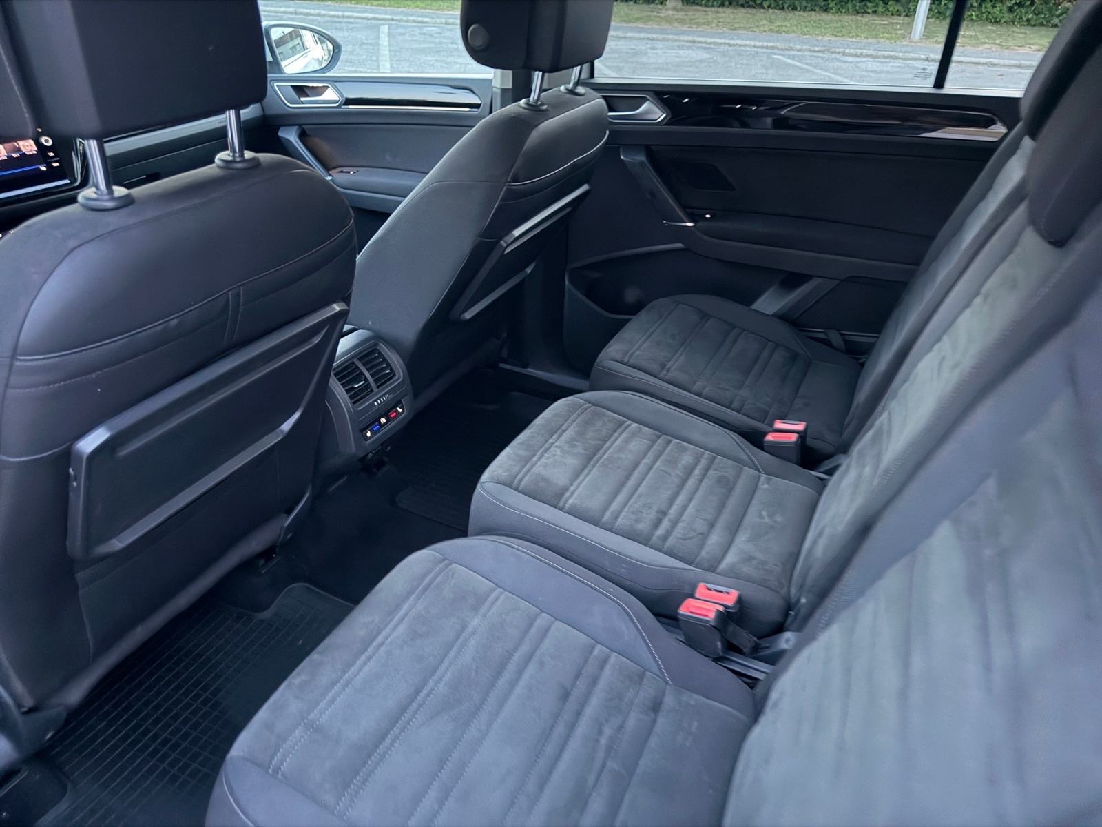 VW Touran 2,0 TDI DSG 2017god Highline Reg 1god, fotografija 10