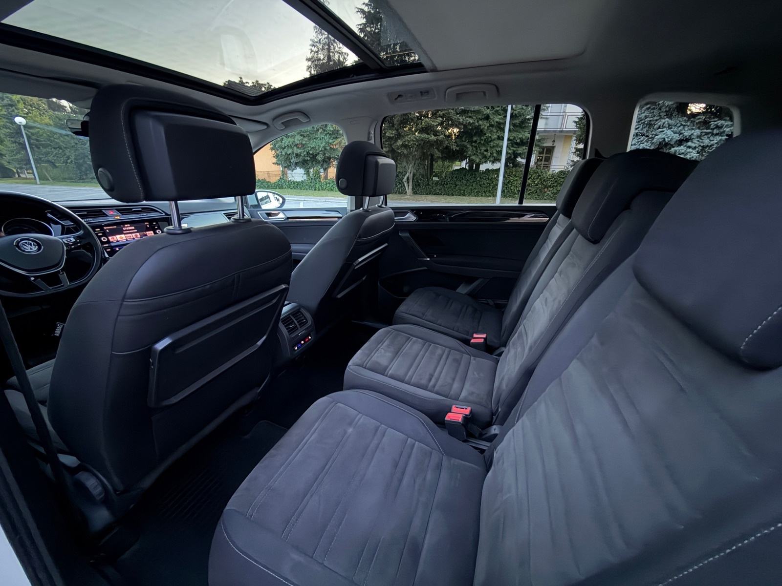 VW Touran 2,0 TDI DSG 2017god Highline Reg 1god, fotografija 20