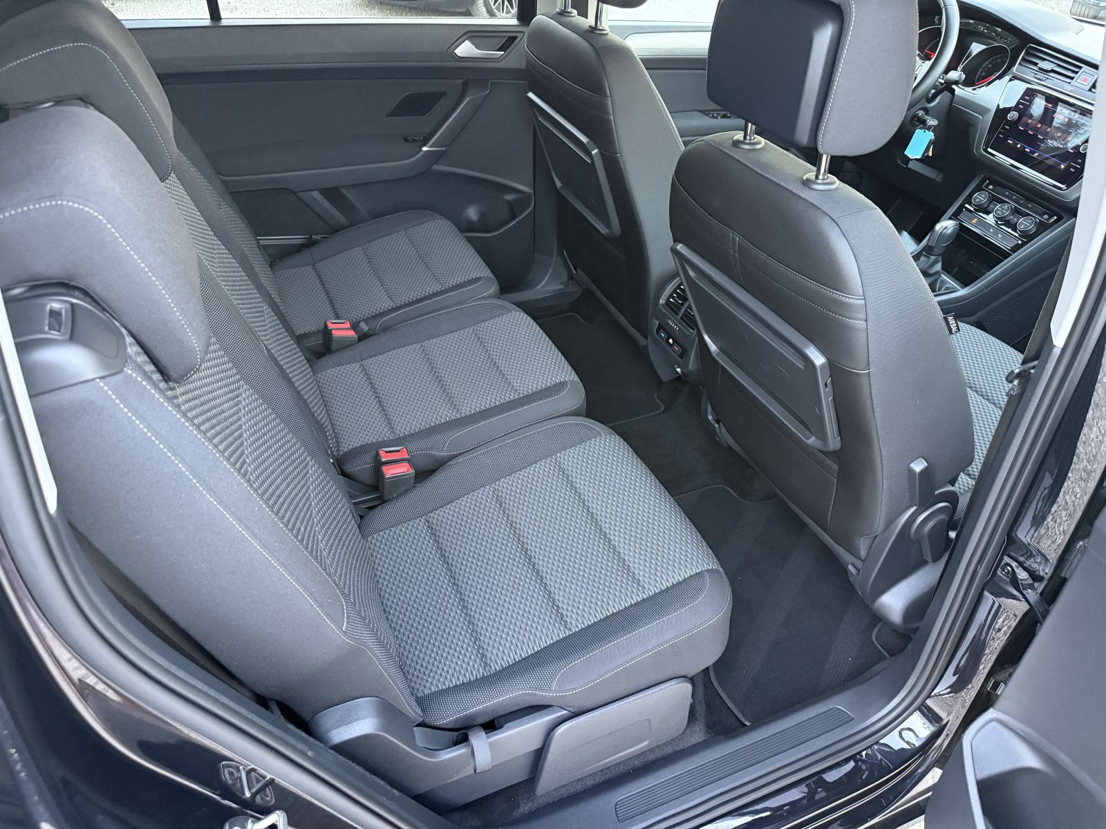VW TOURAN 2.0 TDI DSG **BMT** 2022. Godina - PDV - LEASING BEZ UČEŠĆA!, fotografija 13