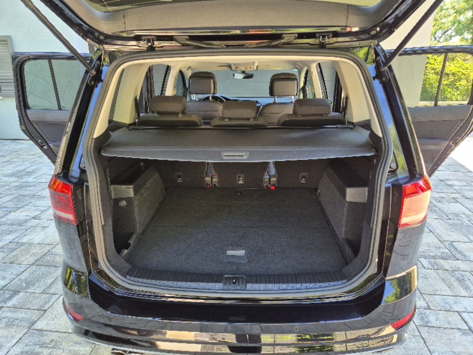 VW TOURAN 2.0 TDI DSG R-LINE reg 5/27, fotografija 11