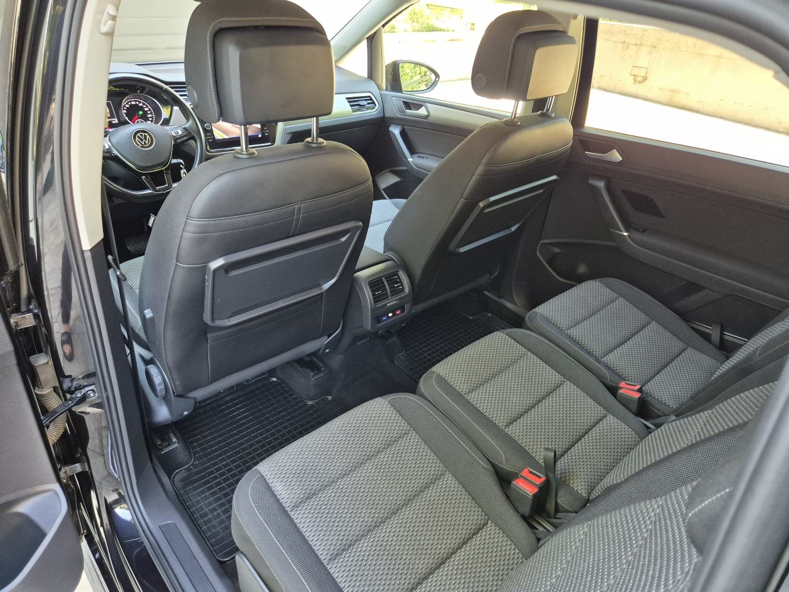 VW TOURAN 2.0 TDI DSG R-LINE reg 5/27, fotografija 10