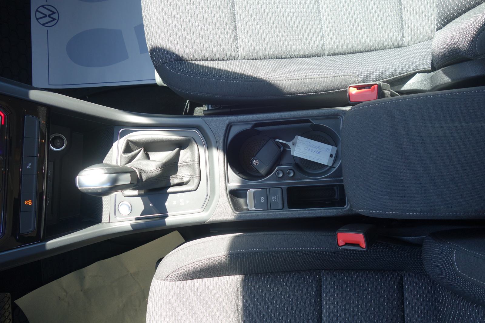 VW Touran 2.0 TDI DSG R-line *7 sjedala*, fotografija 16
