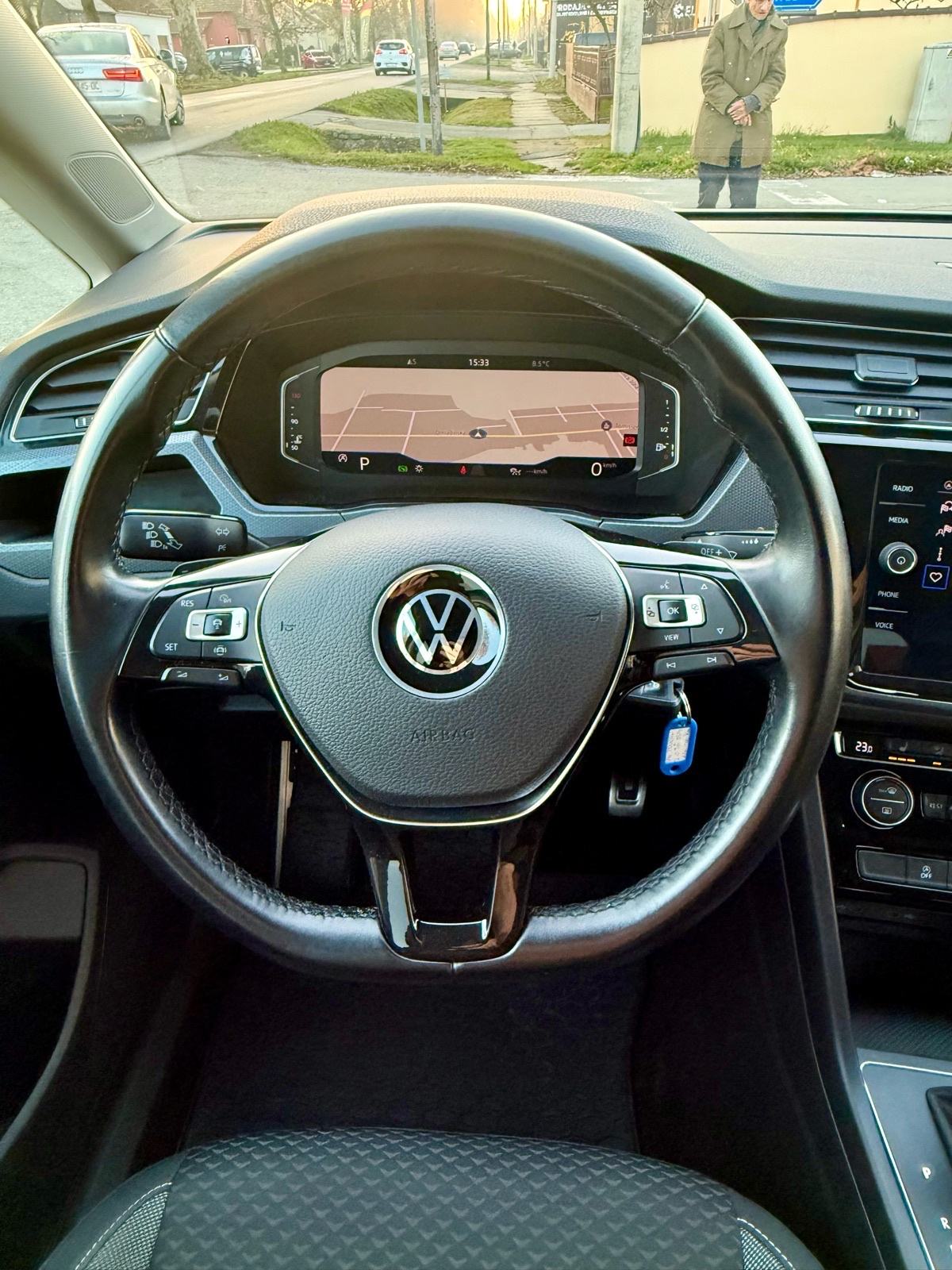 VW Touran 2.0 TDI - DSG - VIRTUAL - 7 sjedala - LED - god 2021 - PDV, fotografija 13