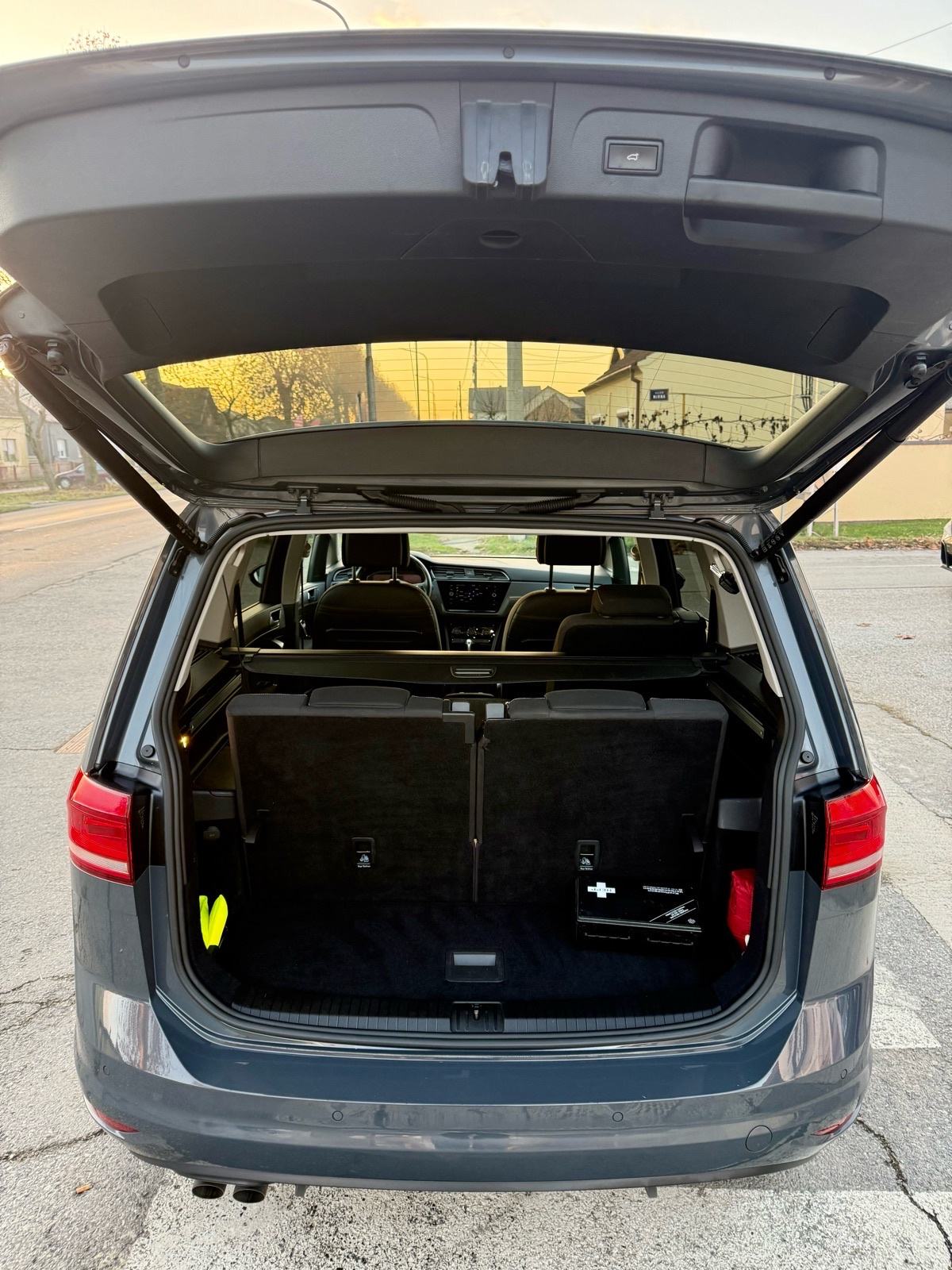 VW Touran 2.0 TDI - DSG - VIRTUAL - 7 sjedala - LED - god 2021 - PDV, fotografija 16