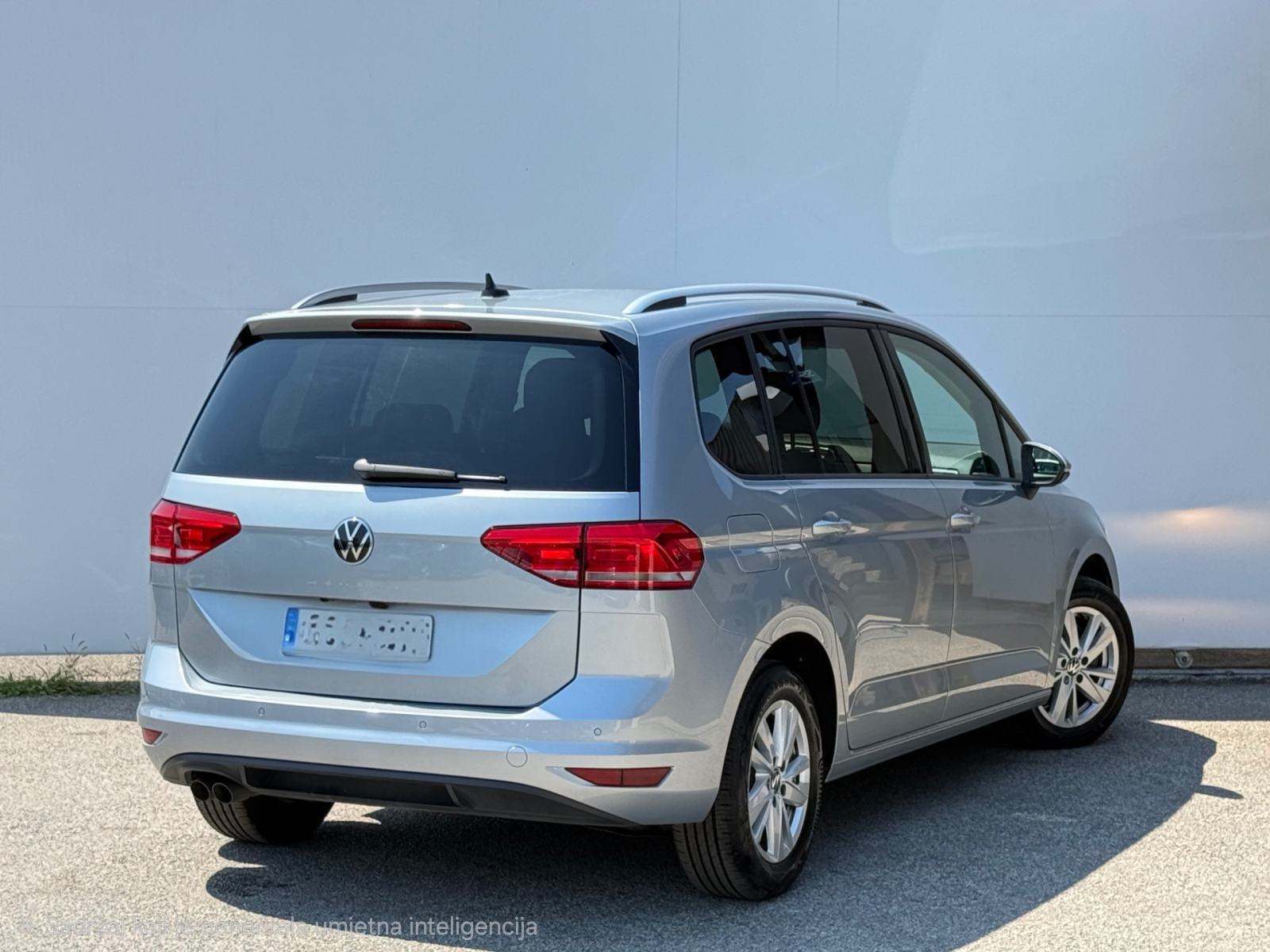 VW Touran 2.0 TDI LEASING BEZ UČEŠĆA I BEZ JAMACA, fotografija 4