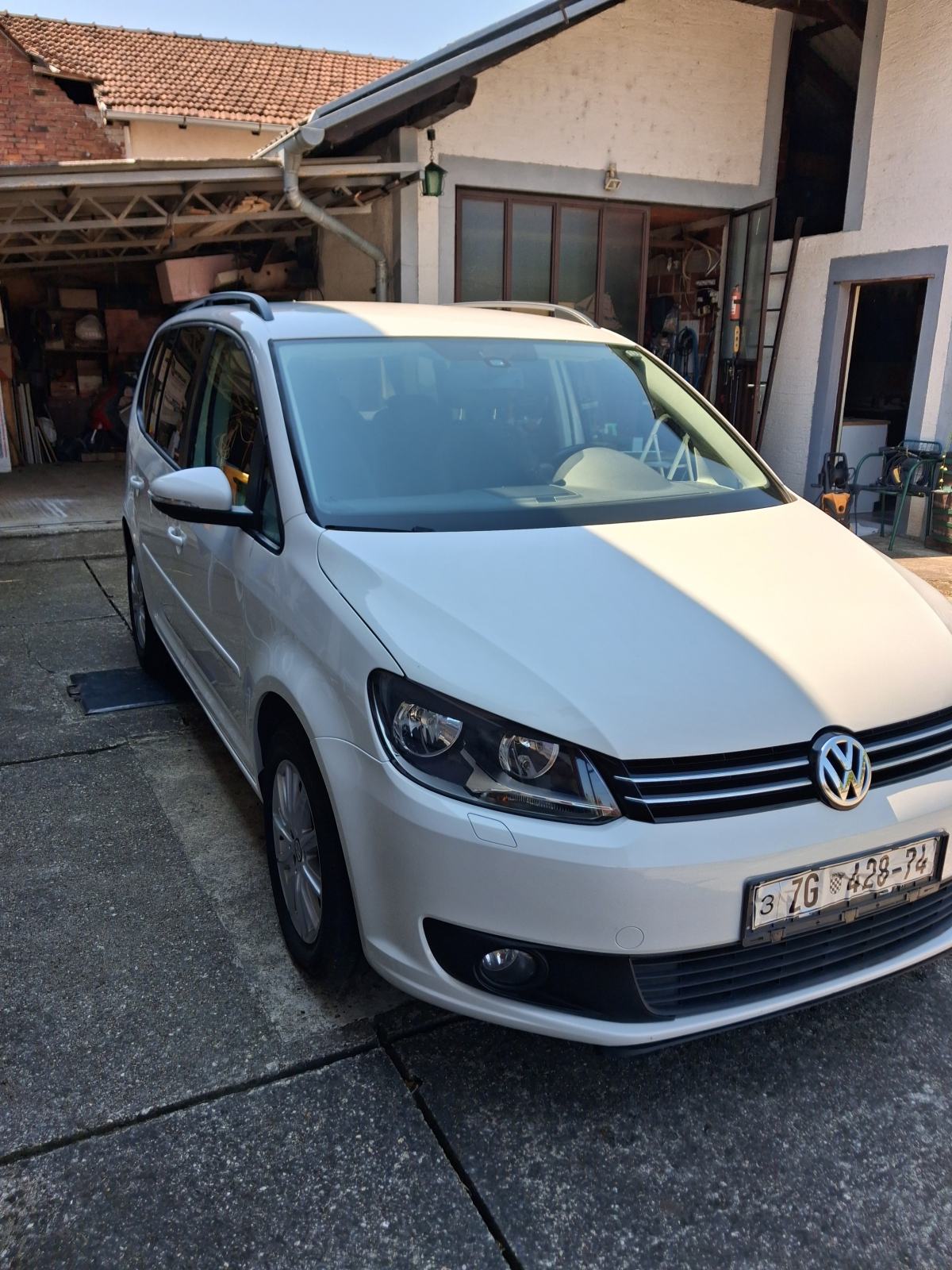 VW Touran 2,0 TDI, fotografija 4