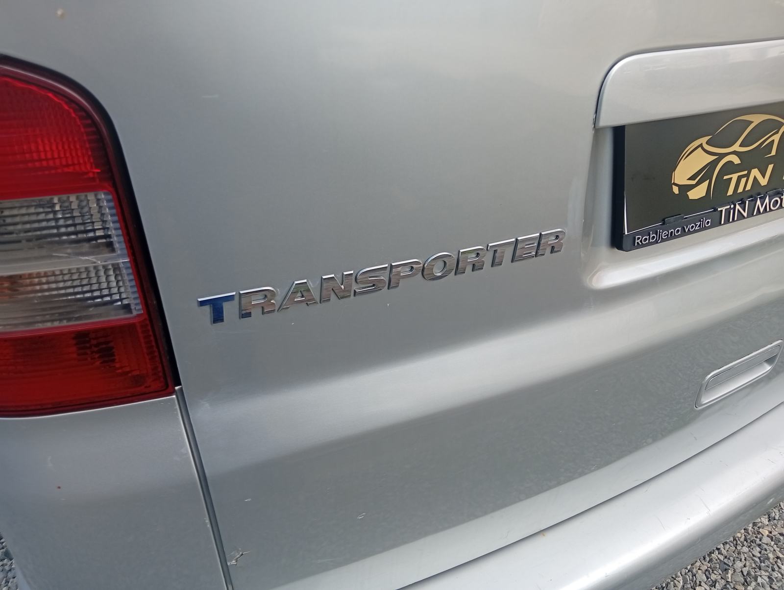 VW Transporter 2,0 TDI mod.2015 - 9 SJEDALA/ KLIMA/ NAVI/ REG.10/2026G, fotografija 10