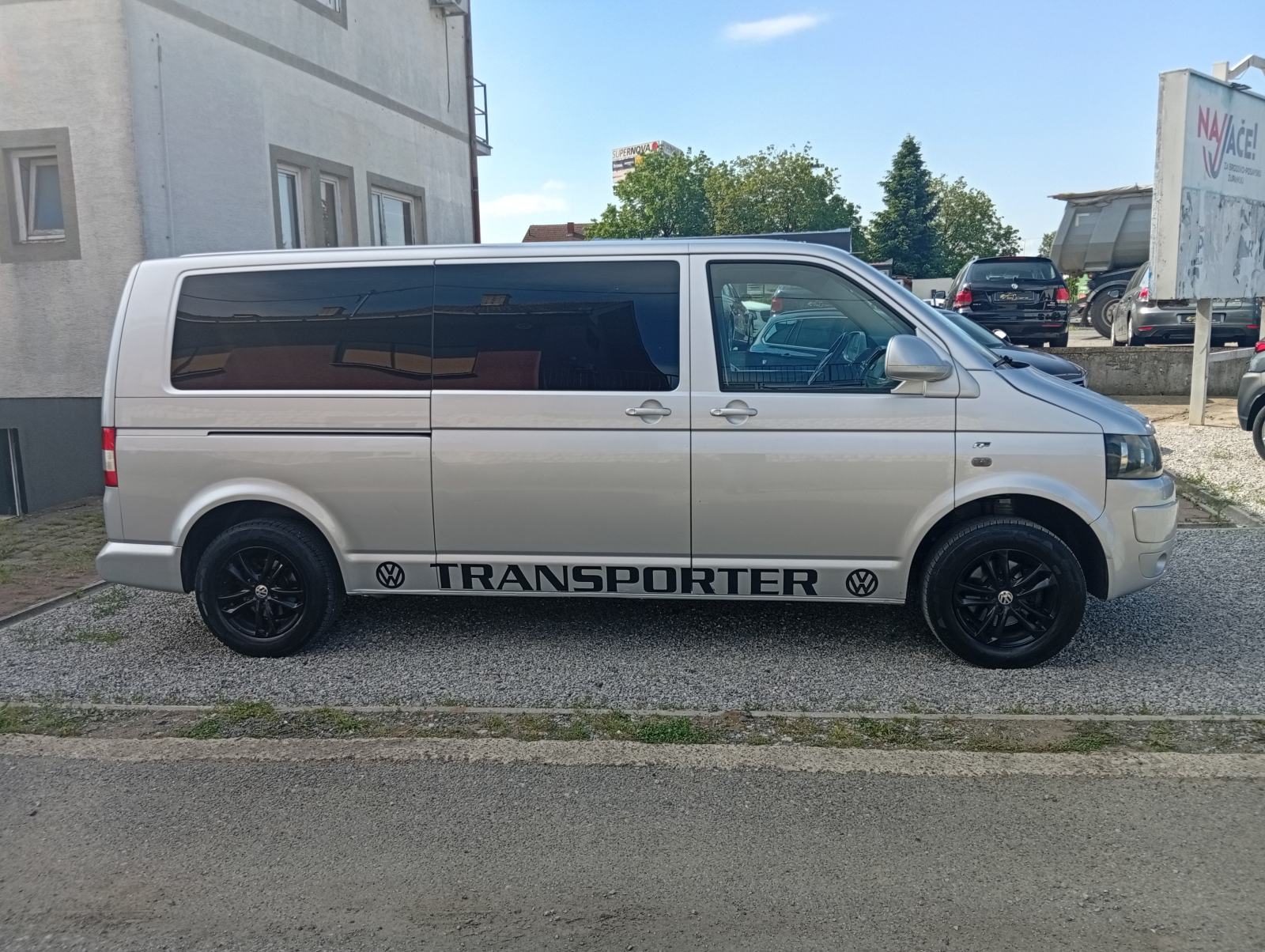 VW Transporter 2,0 TDI mod.2015 - 9 SJEDALA/ KLIMA/ NAVI/ REG.10/2026G, fotografija 7