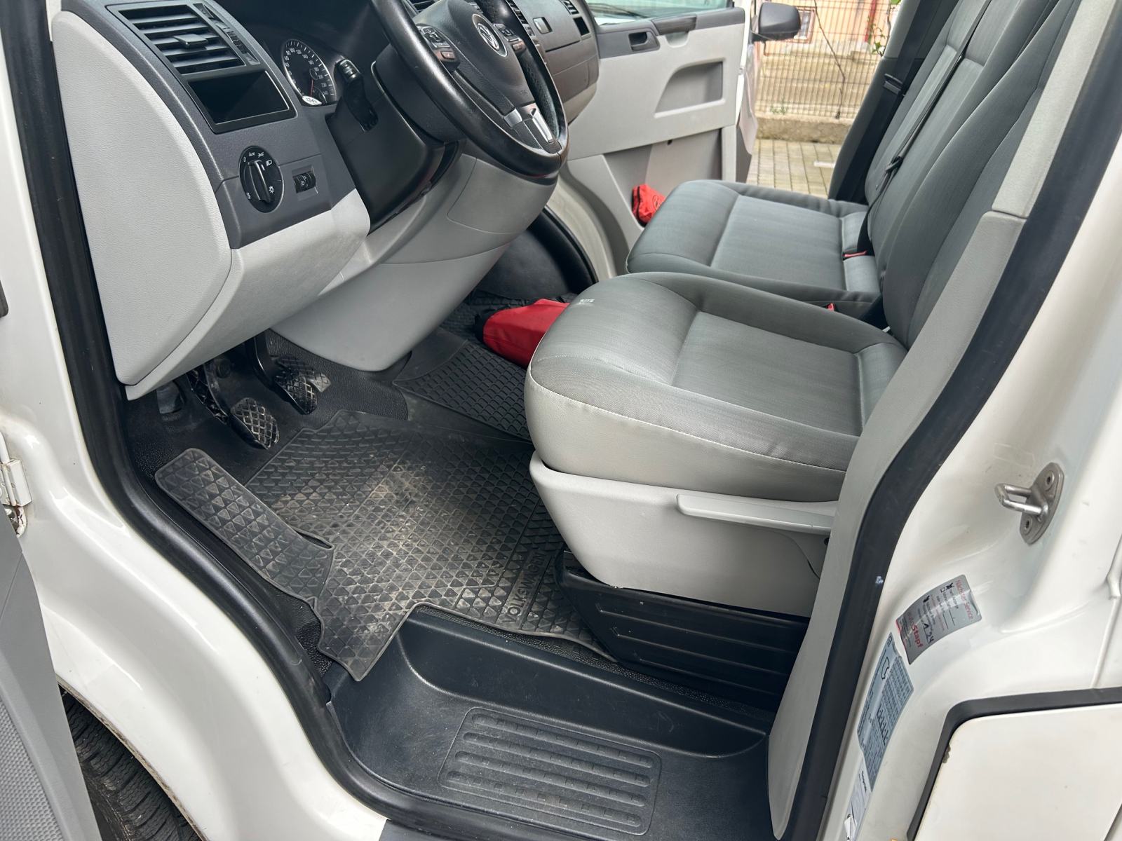 VW Transporter 2,0 TDI, 84kw, novi servis veliki i mali ****POPUST***, fotografija 7