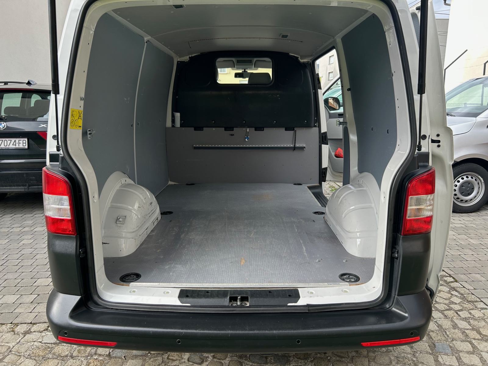 VW Transporter 2,0 TDI, 84kw, novi servis veliki i mali ****POPUST***, fotografija 11