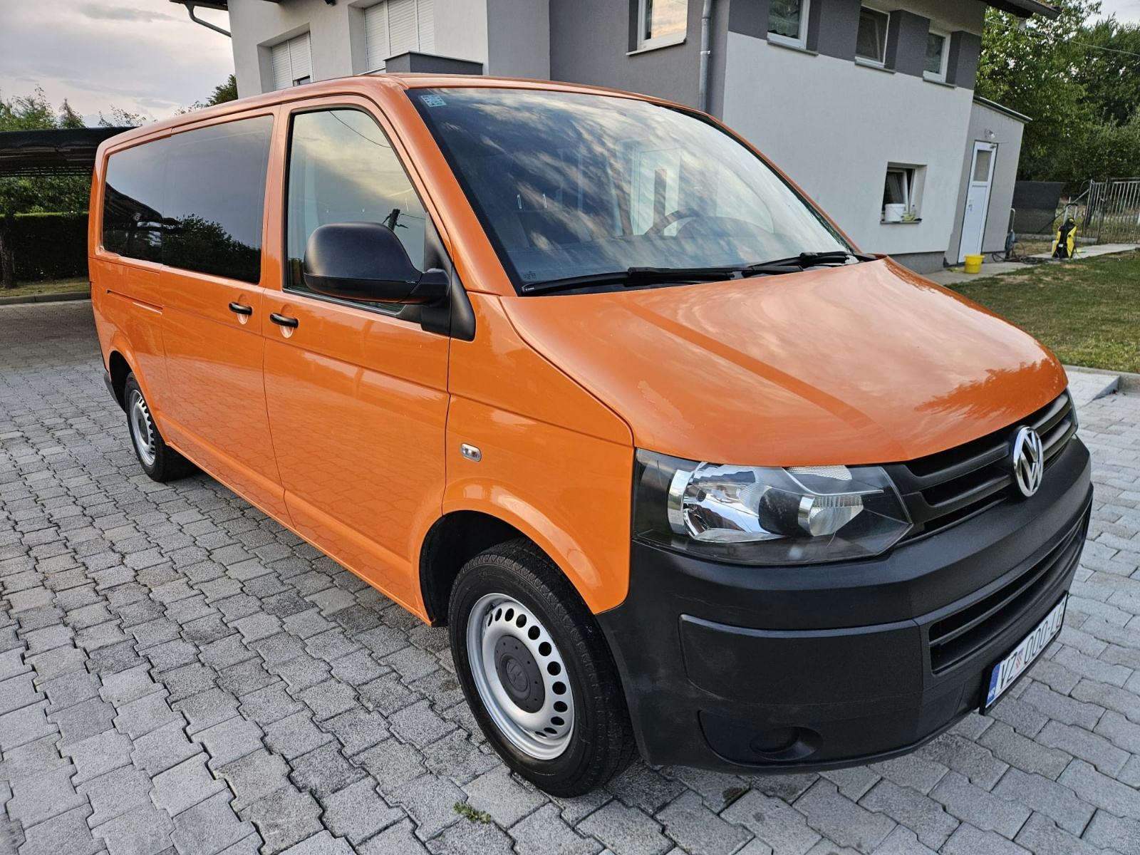 VW Transporter T5.1 redizajn,2,0 TDI, 6 sjedala, produženi, N1, fotografija 10