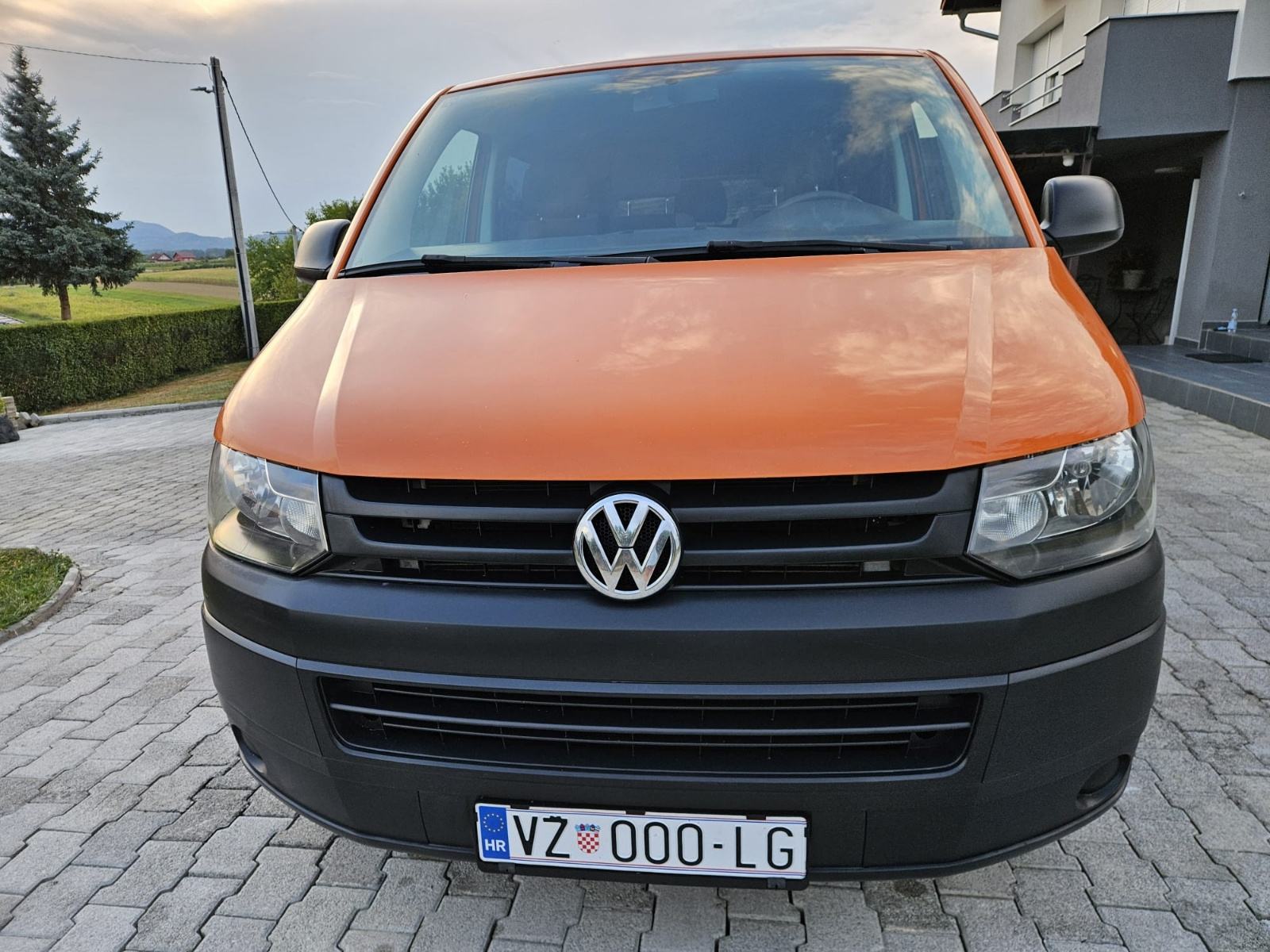VW Transporter T5.1 redizajn,2,0 TDI, 6 sjedala, produženi, N1, fotografija 2