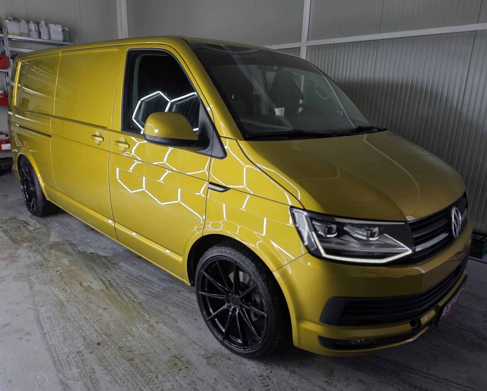 VW Transporter 2,0 TDI***T6 PRILIKA NA OLGASU, fotografija 4