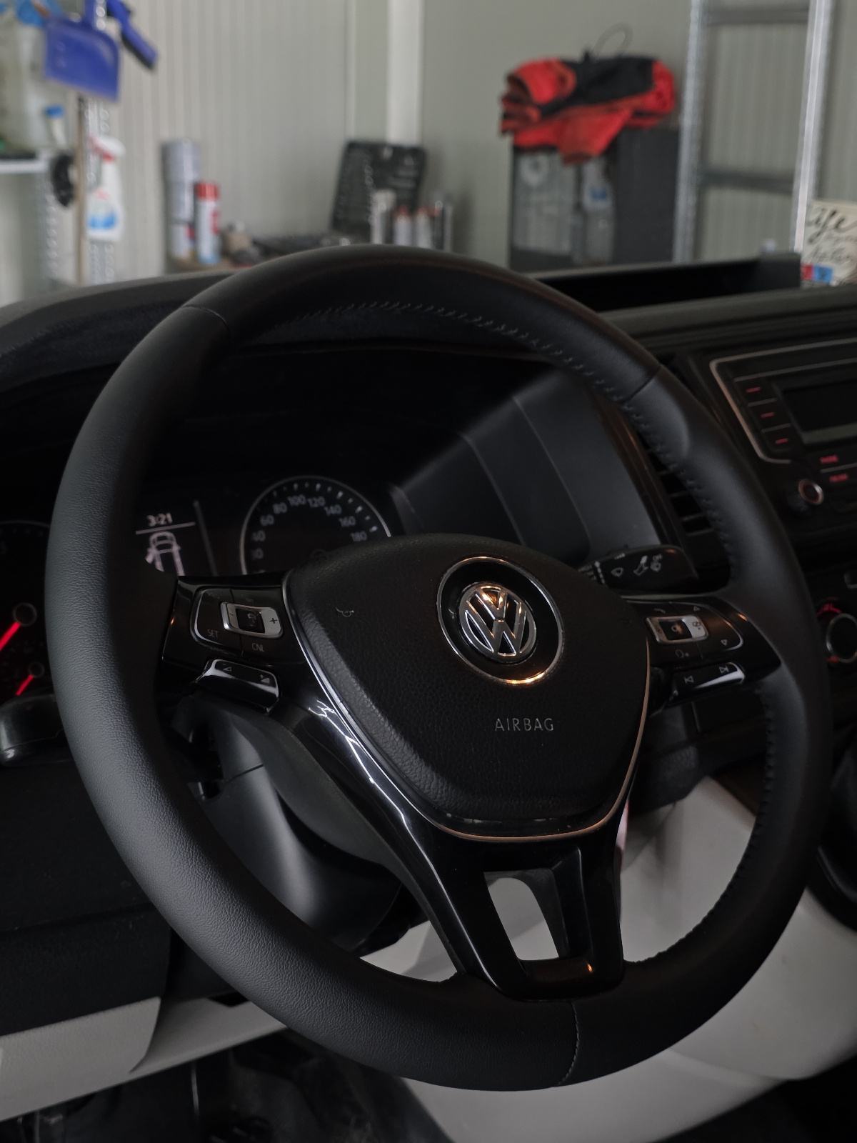 VW Transporter 2,0 TDI***T6 PRILIKA NA OLGASU, fotografija 11