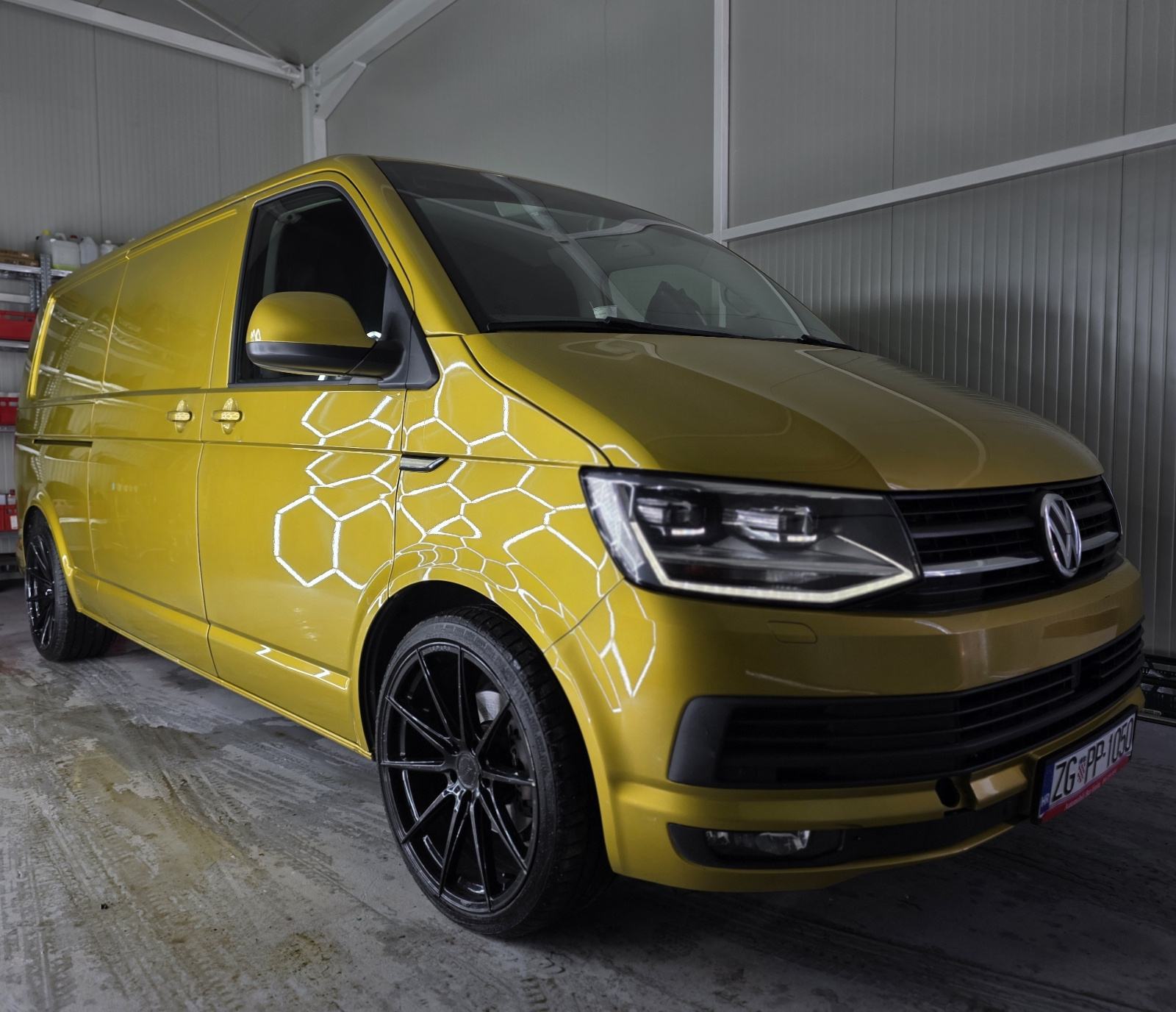 VW Transporter 2,0 TDI***T6 PRILIKA NA OLGASU, fotografija 2