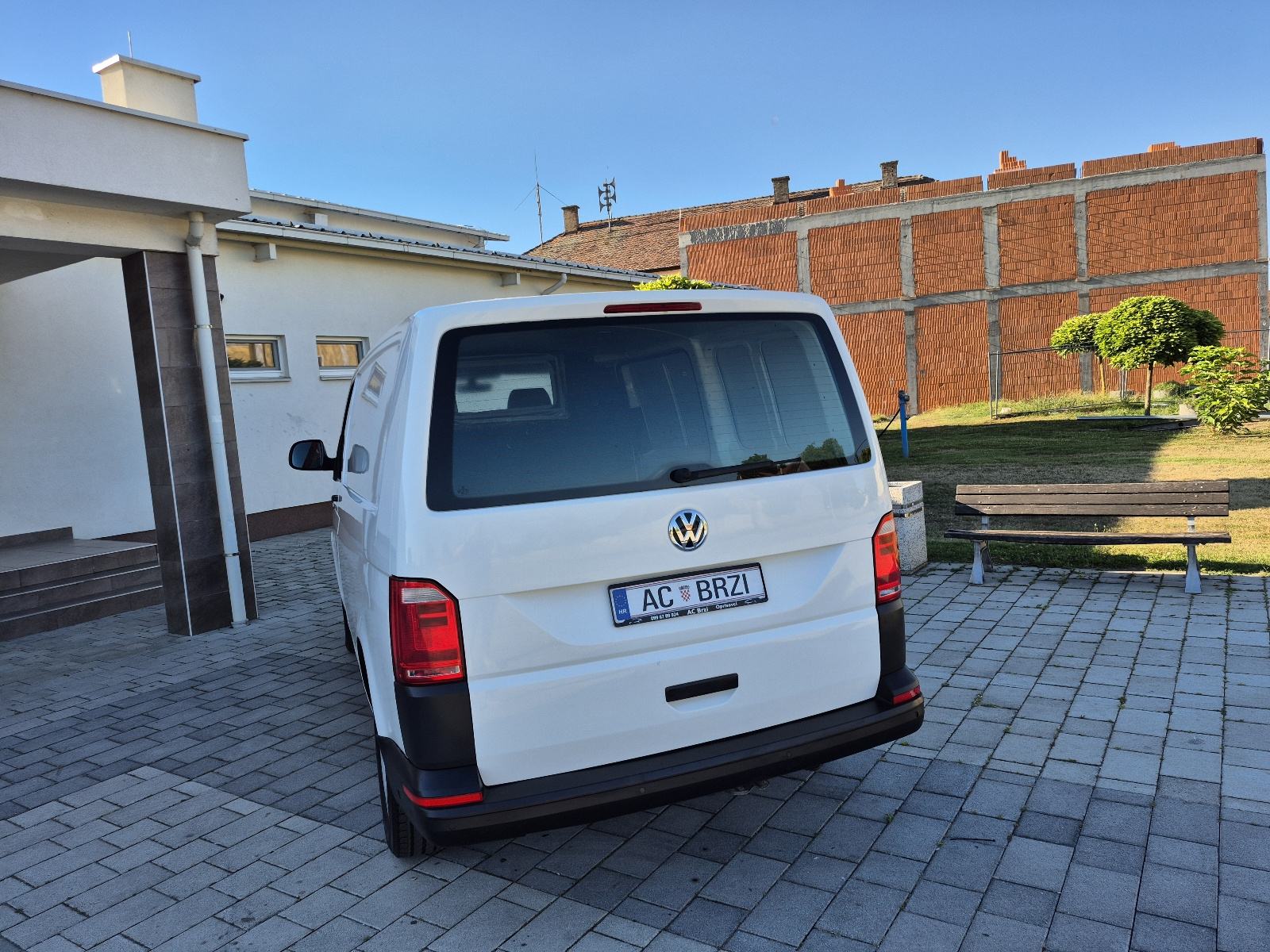 VW Transporter 2,0 TDI UKUPNA CIJENA,Klima,park senzori, grijanje sjed, fotografija 8