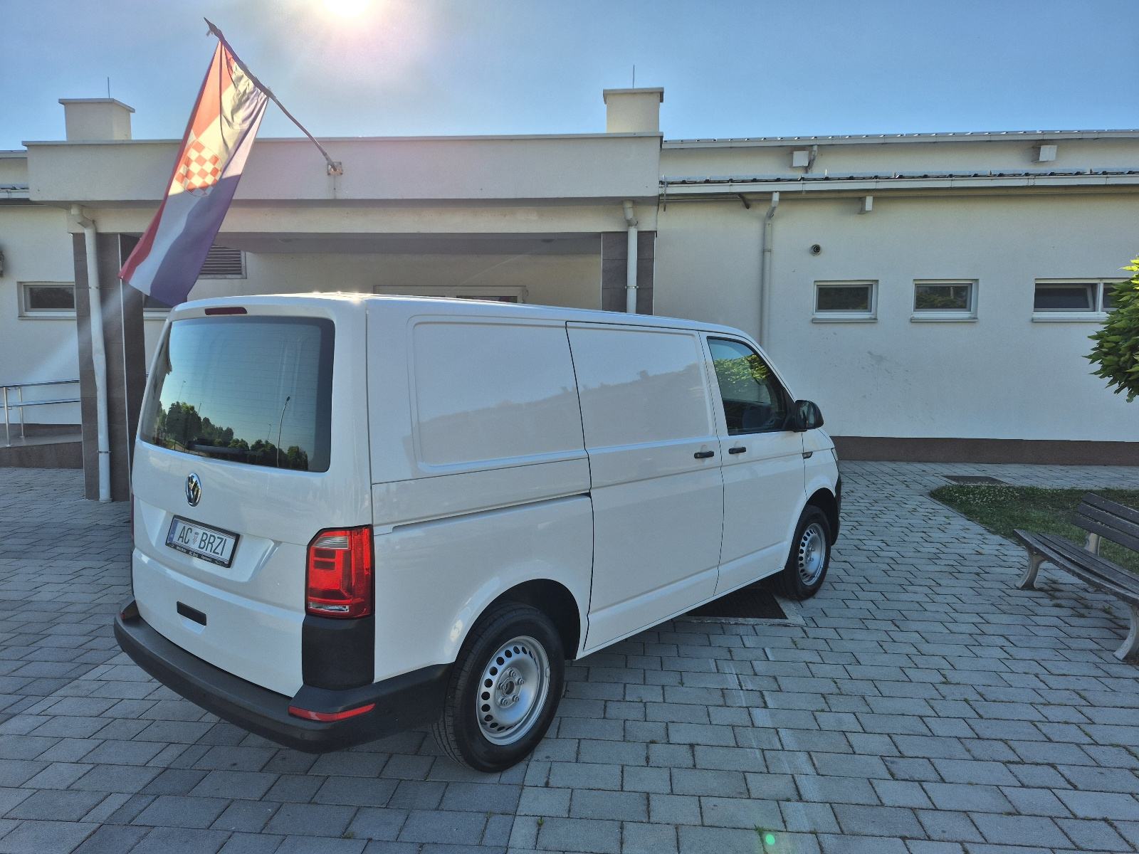 VW Transporter 2,0 TDI UKUPNA CIJENA,Klima,park senzori, grijanje sjed, fotografija 10