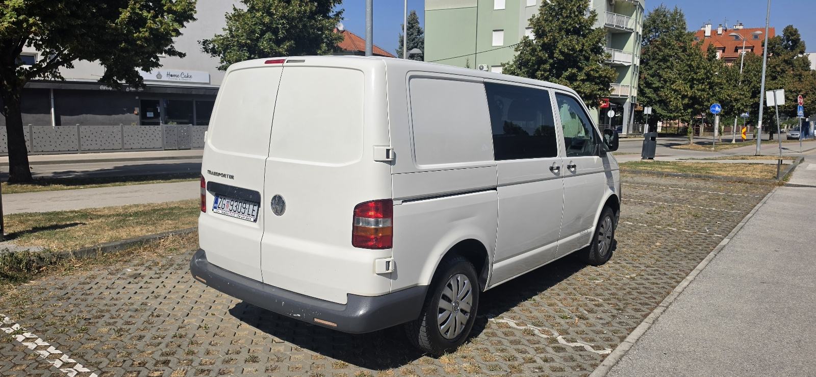 VW Transporter Kombi 1,9tdi reg 1 godiinu, fotografija 7