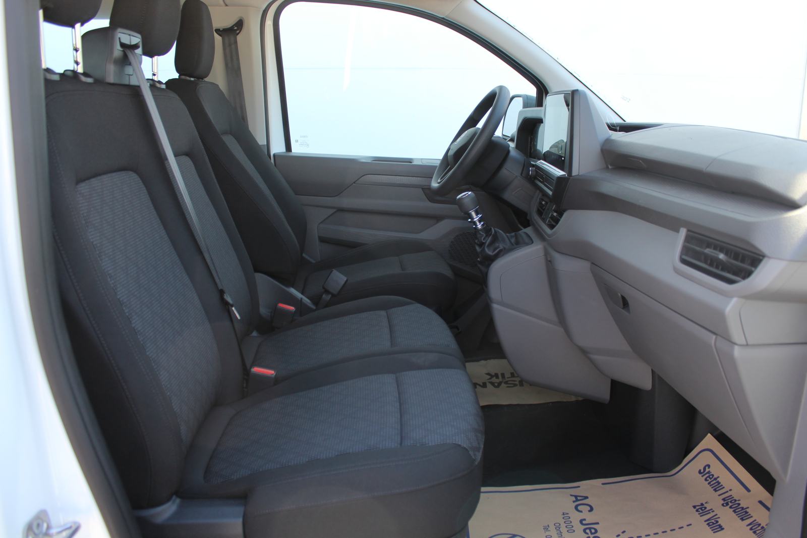 VW TRANSPORTER KOMBI L2 2.0 TDI, fotografija 10