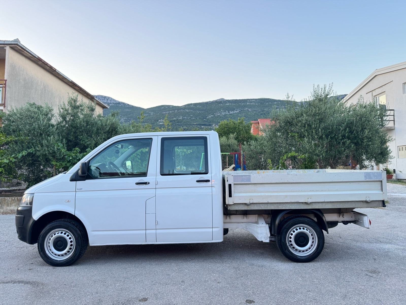VW Transporter T5 2,0 TDI DOKA—DUPLA KABINA—KLIMA—REG.GOD.DANA—U PDV-u, fotografija 3