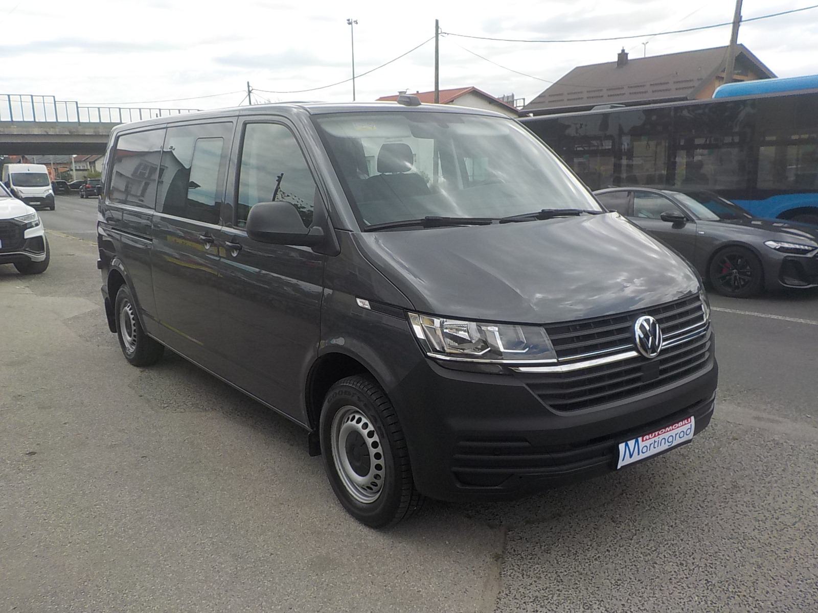 VW Transporter T6 2,0 TDI⭐️L2⭐️150 KS⭐️5 SJED⭐️FULL OPREMA⭐️JAMSTVO⭐, fotografija 3