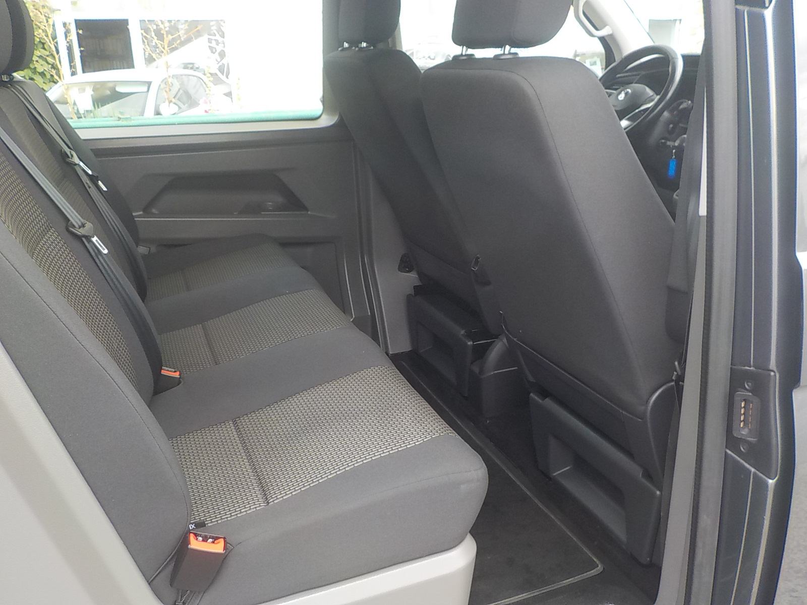 VW Transporter T6 2,0 TDI⭐️L2⭐️150 KS⭐️5 SJED⭐️FULL OPREMA⭐️JAMSTVO⭐, fotografija 16