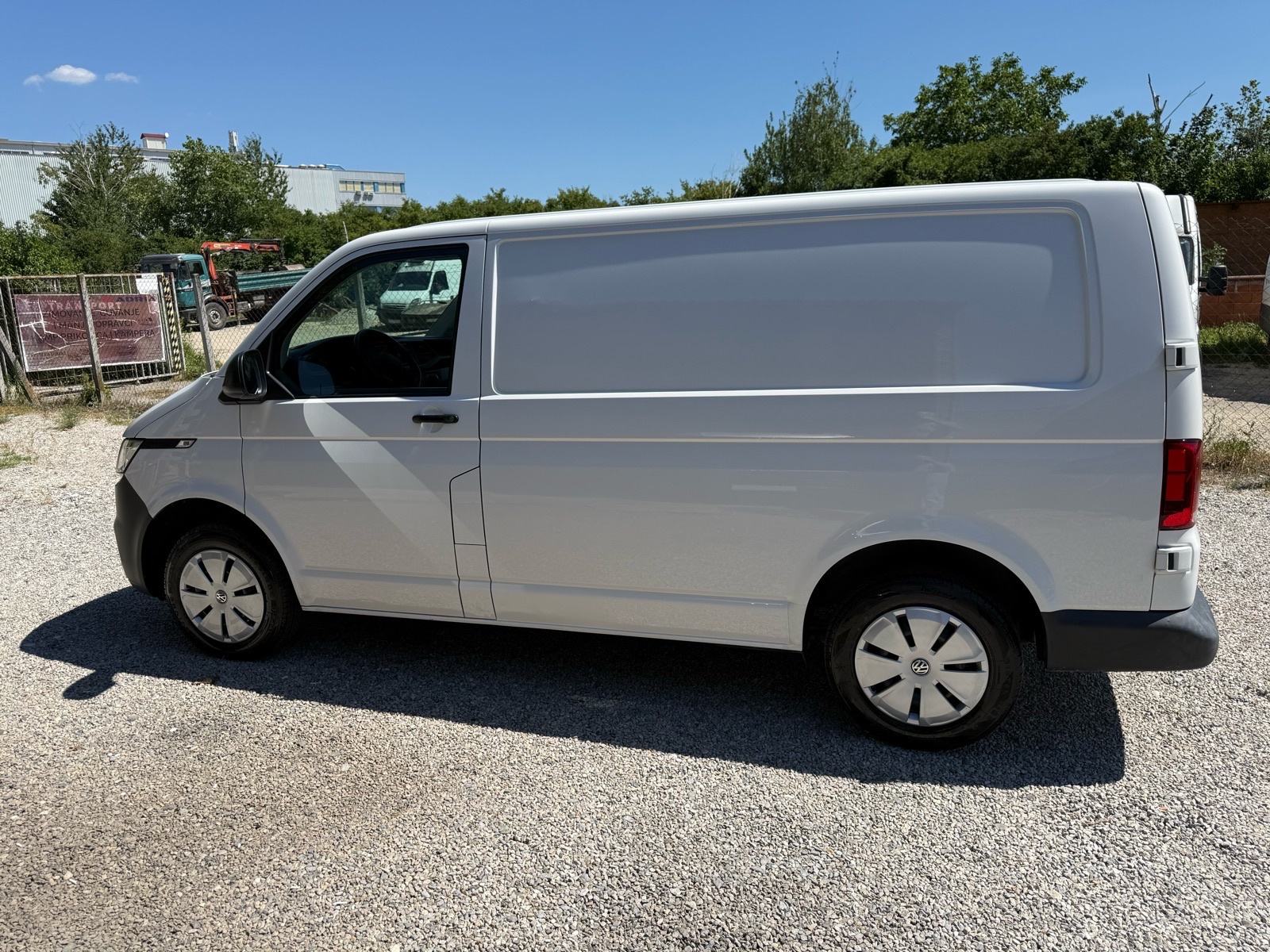 VW Transporter T6.1 2,0 TDI, fotografija 4