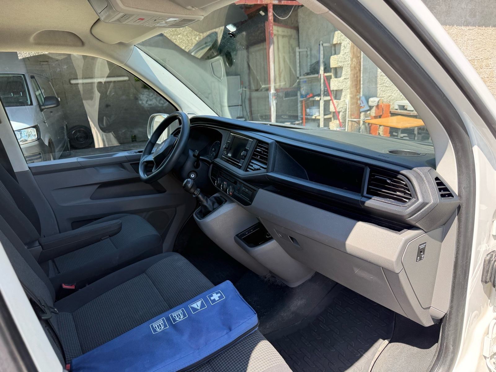 VW Transporter T6.1 2,0 TDI, fotografija 17