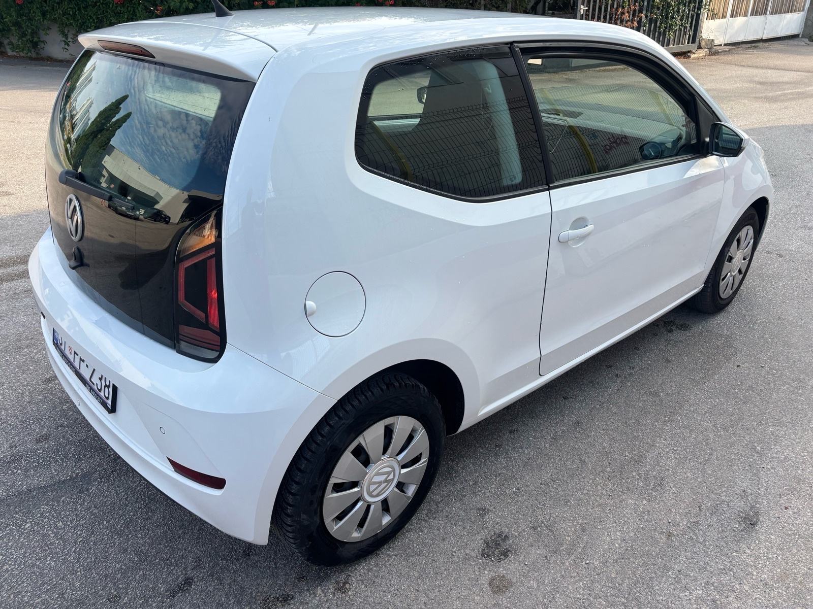 VW Up! 1,0 Malo km Reg 08/2027 Klima nove kočnice, fotografija 6