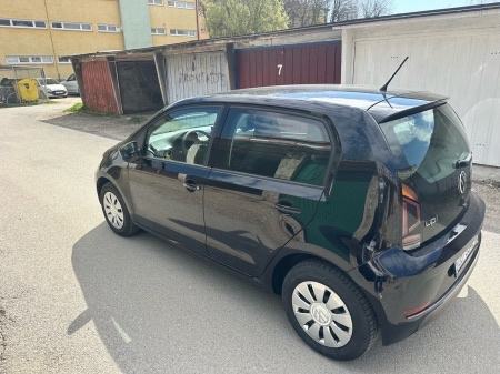 VW Up! 1,0 reg.god.dana..vozilo trenutno u Šibeniku, fotografija 3
