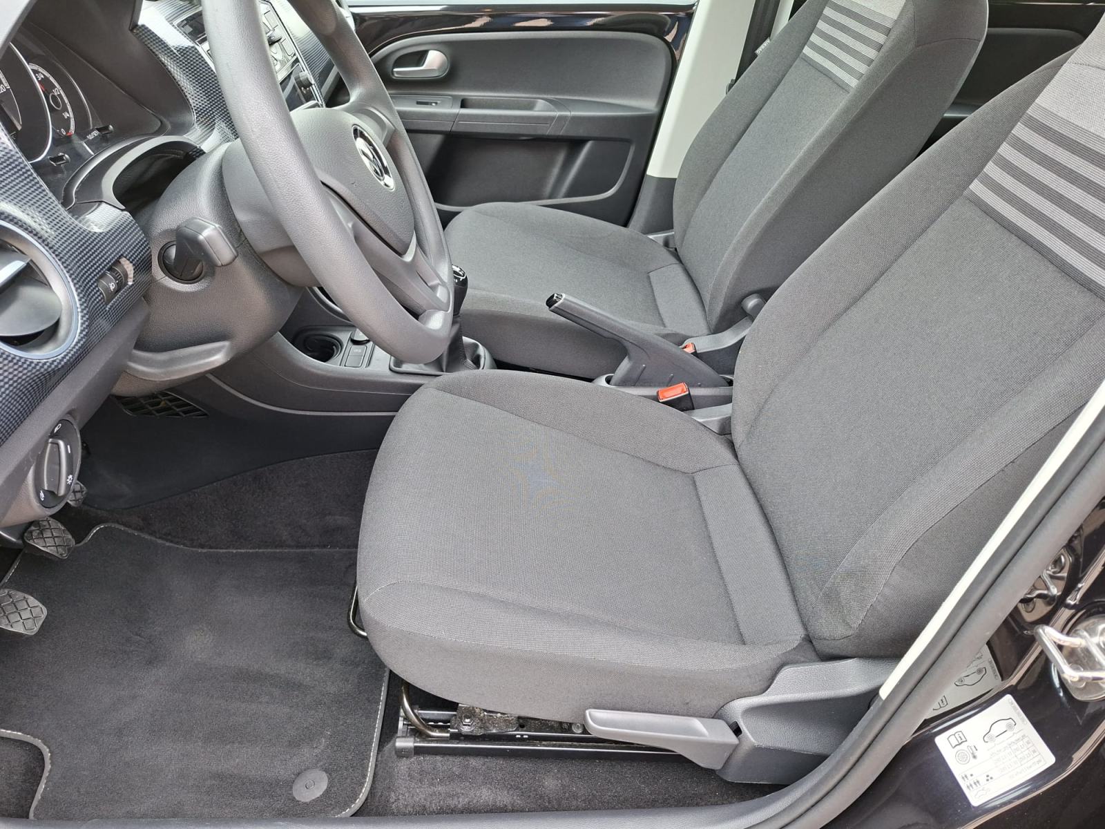 VW Up! 1,0*GARANCIJA 1.GOD.*KLIMA*REG .04/2027*KREDIT-KARTICE*ODLICAN*, fotografija 9