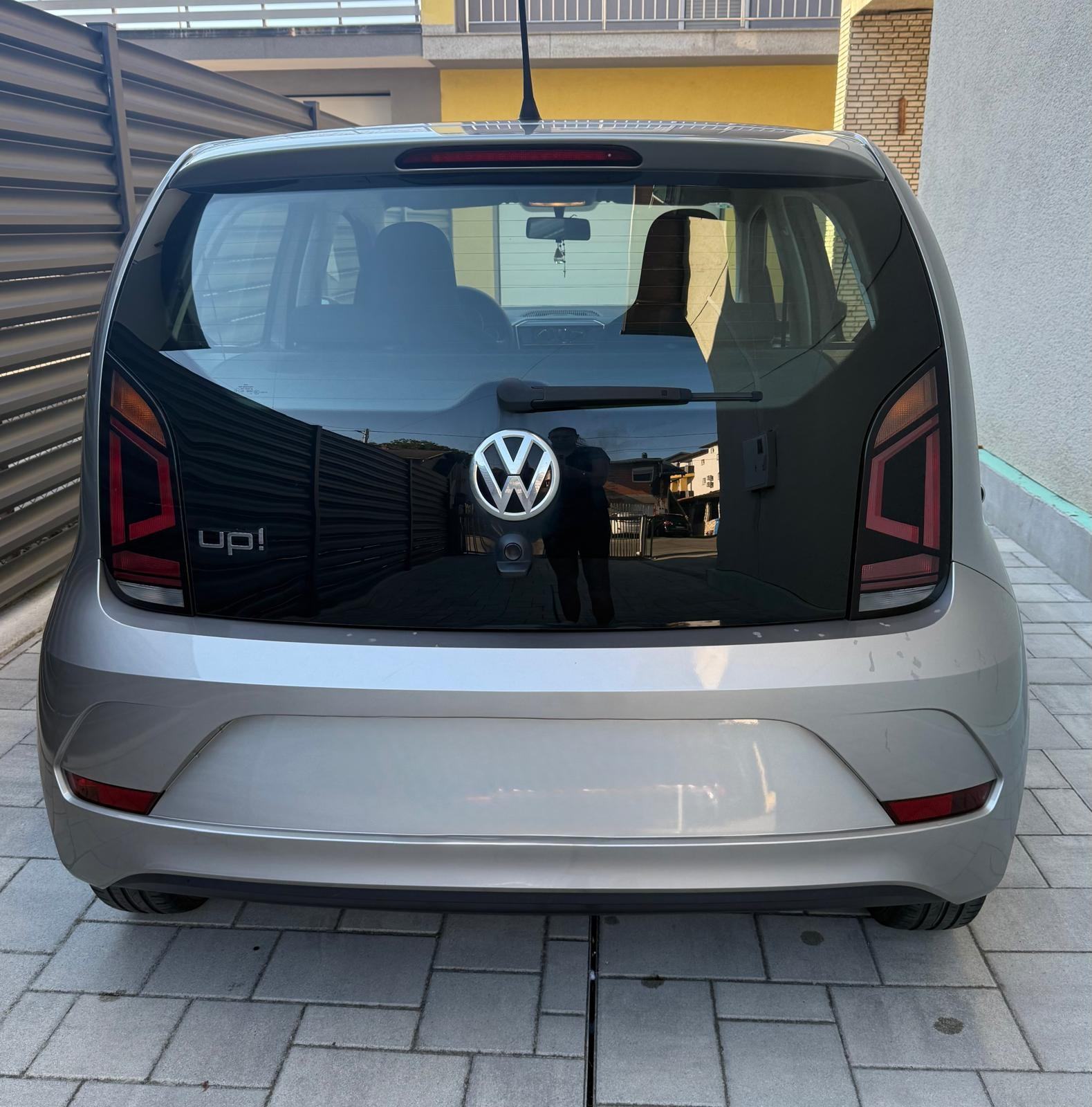VW Up! 1,0, fotografija 3