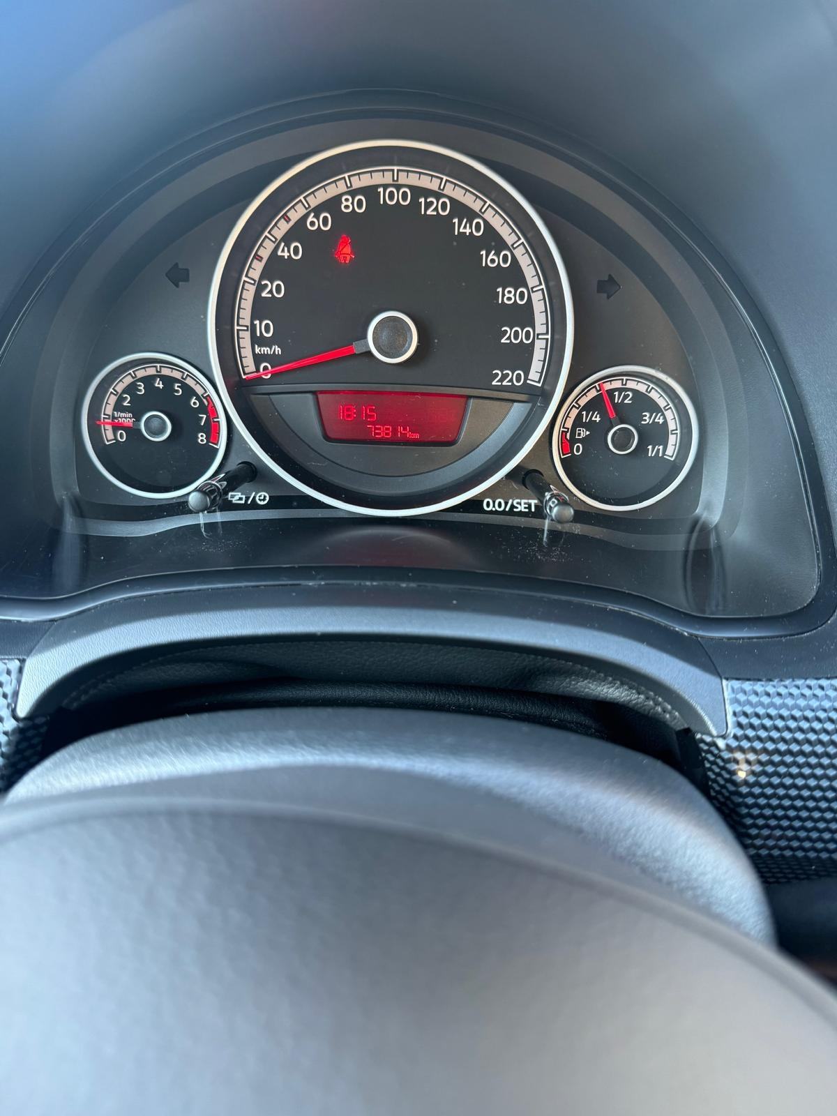 VW Up! 1,0, fotografija 2