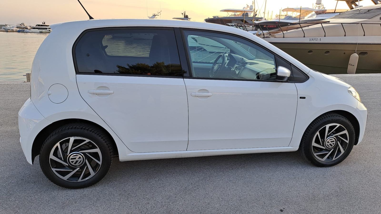 VW Up! 1,0 *JOIN* 2018god, 55kw, 5 vrata, Oprema,, fotografija 12