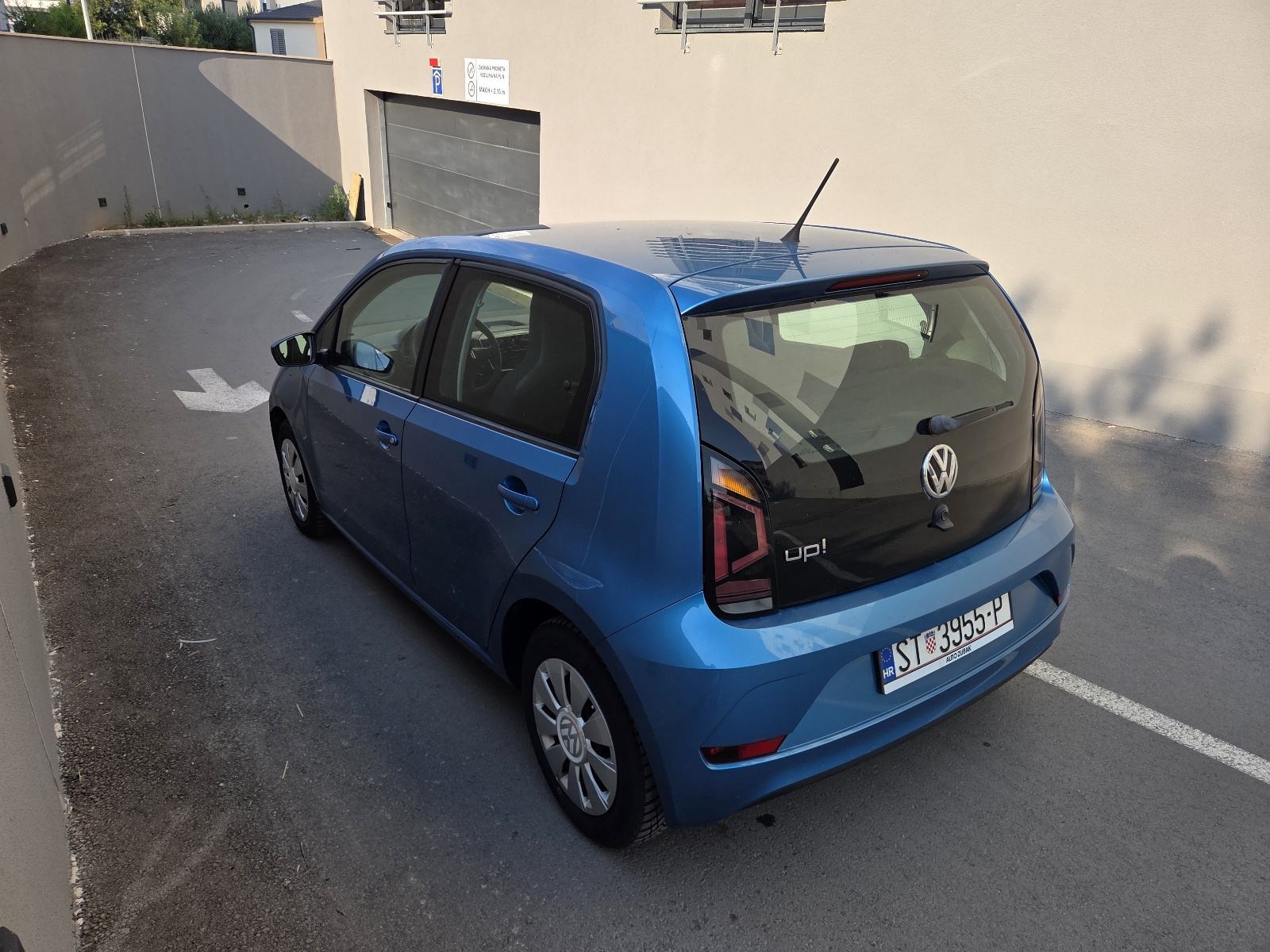 VW Up! 1,0, fotografija 6
