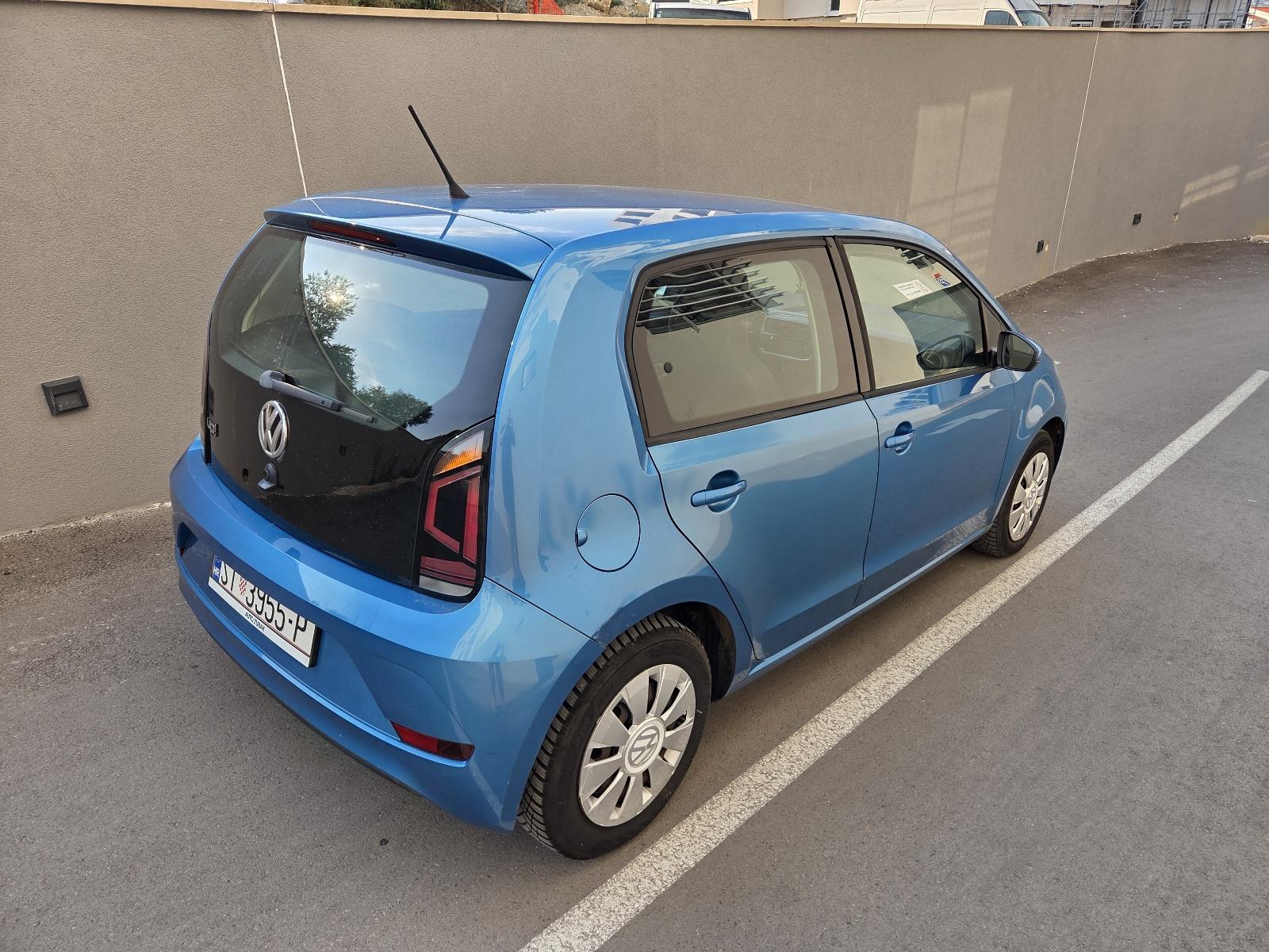 VW Up! 1,0, fotografija 4