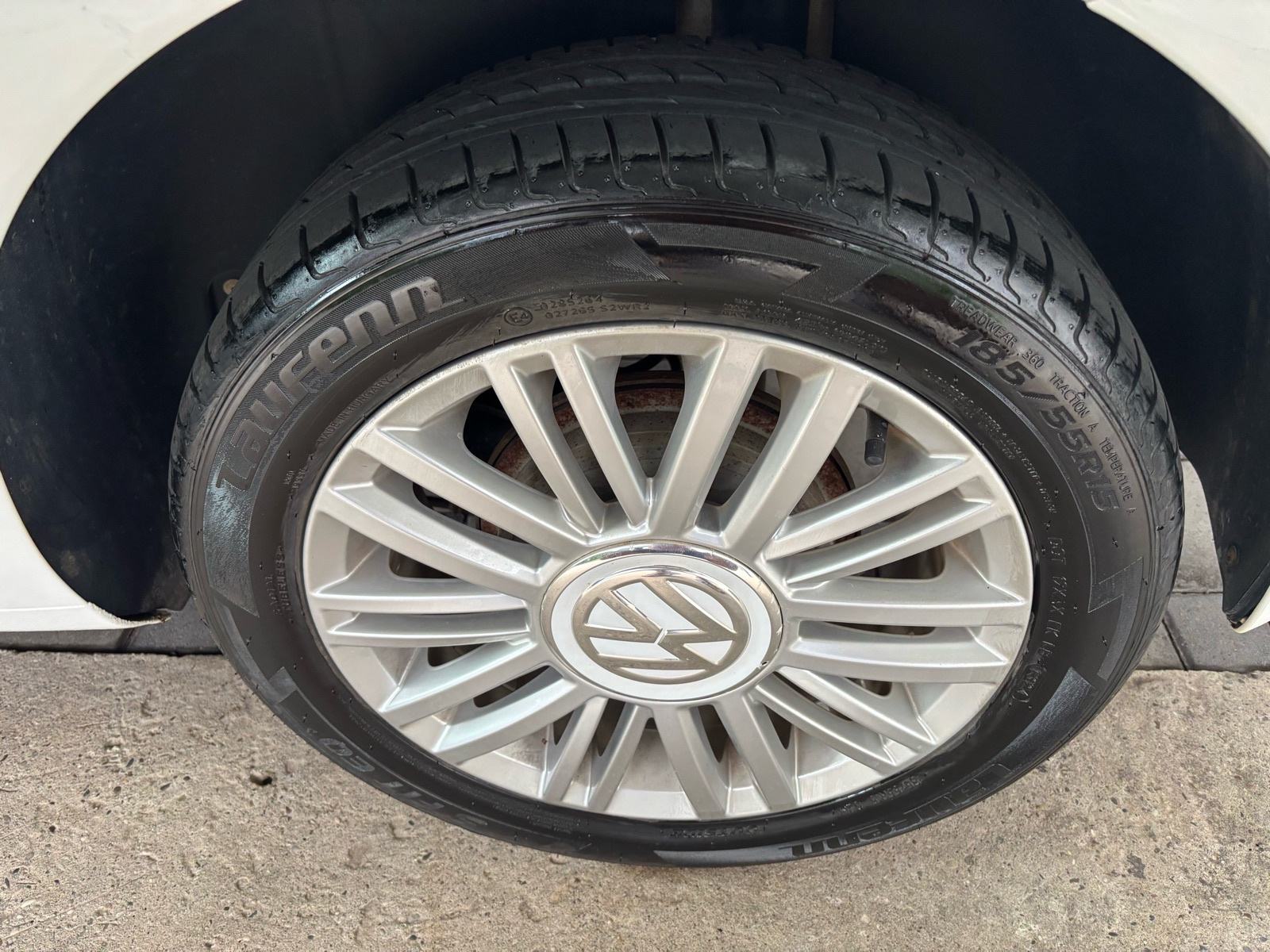 VW Up! 1,0 TSI-1.vl KUPLJEN U HR !!!, fotografija 11